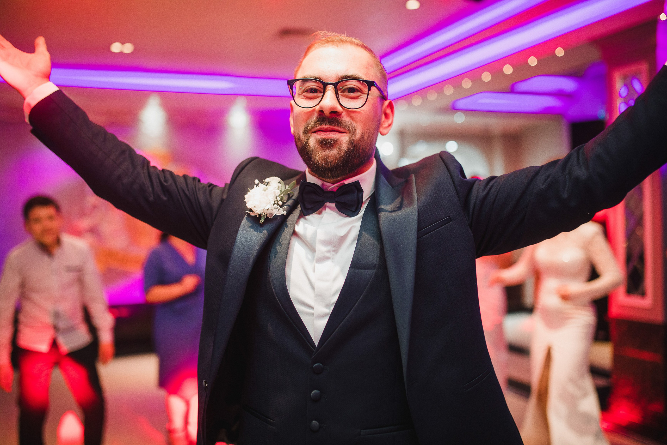 Alexandra & Florin. Vlad Aconstantinesei Photographer