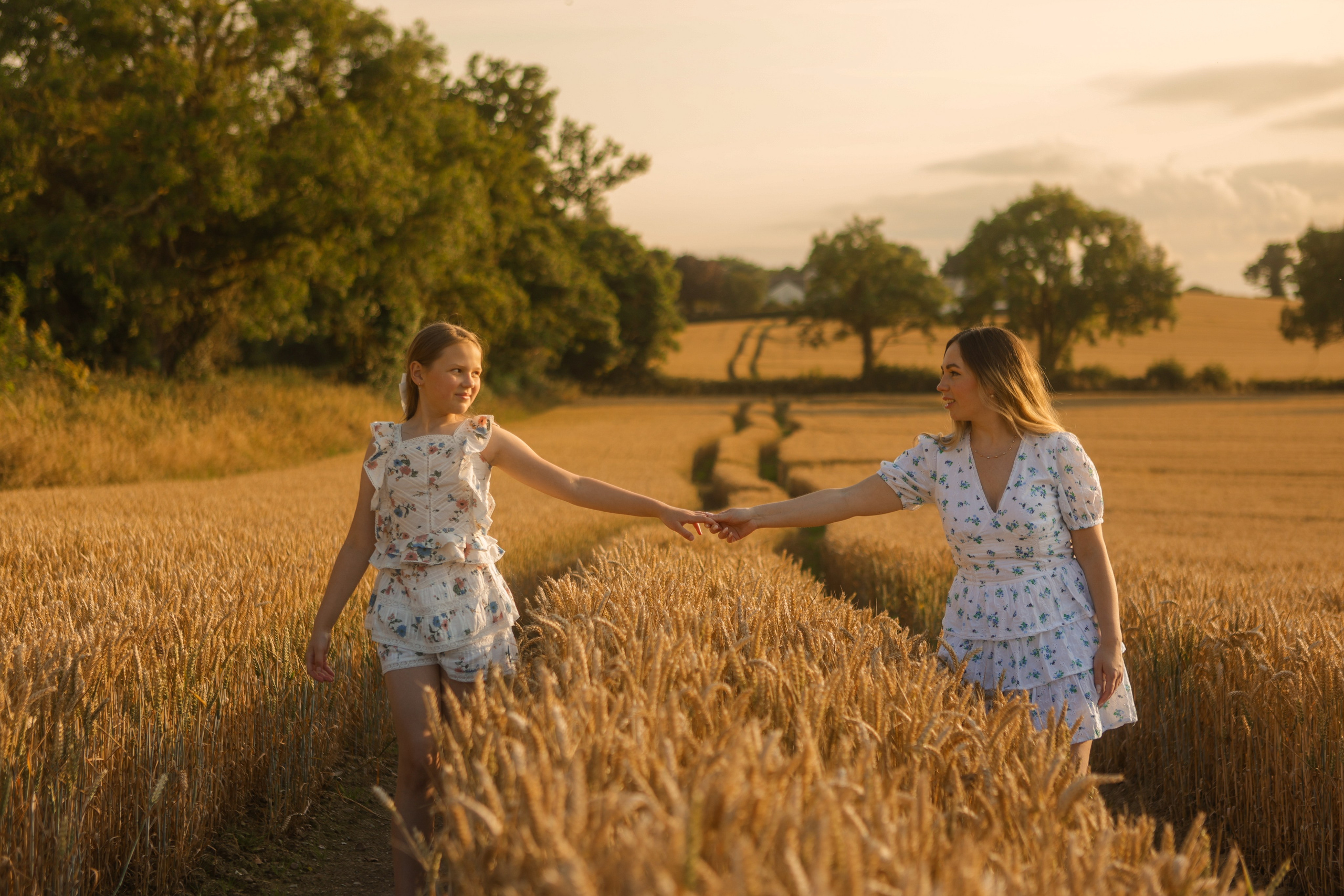 Mum & Daughter. Photographer Co Dublin, Balbriggan — Agata Maliseva
