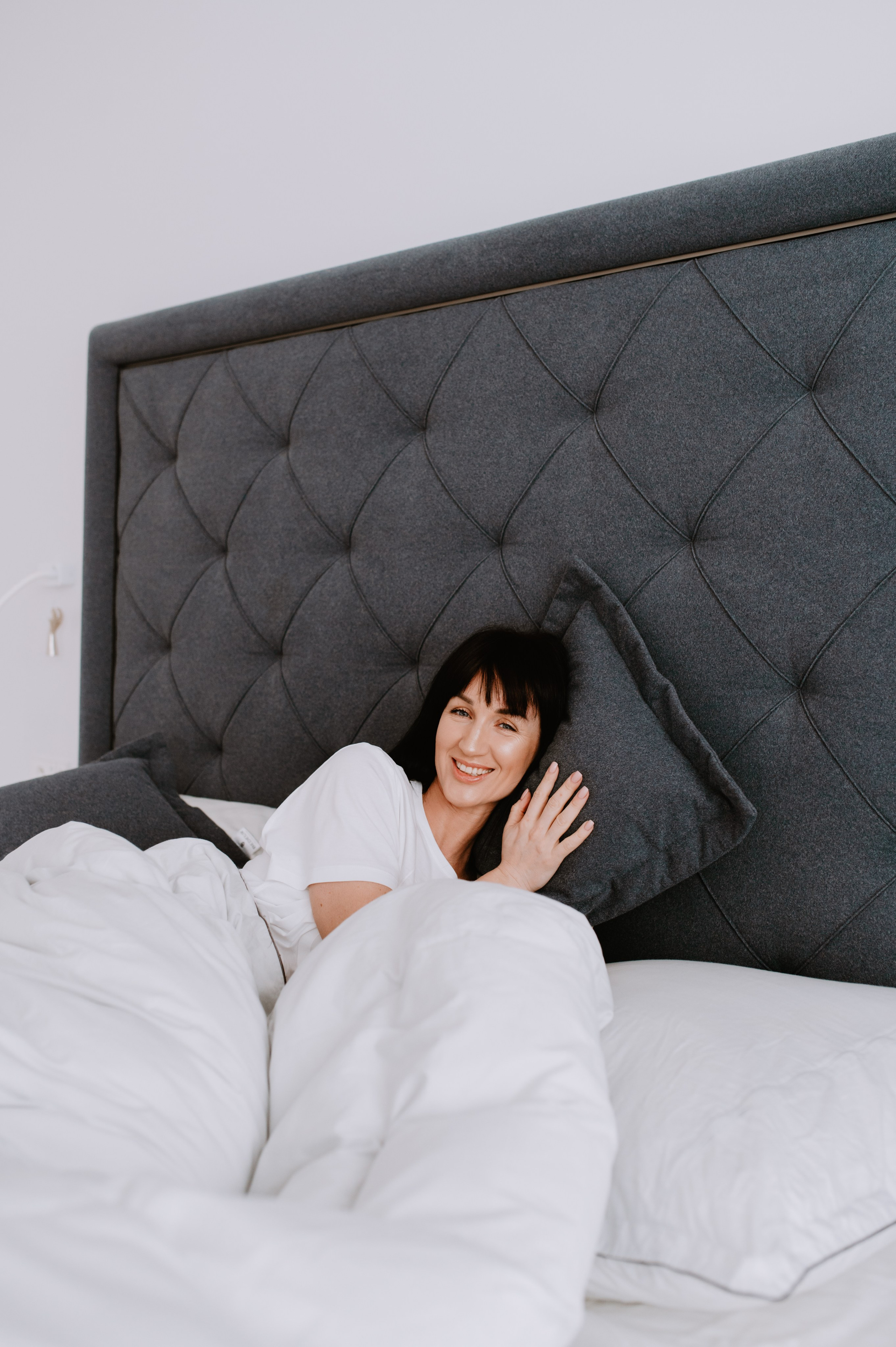 Yulia Dottera Aromatouch. ANNA-MARIA PHOTO CONTENT CREATOR — фотограф, эстет, художник и визуальный эксперт в Instagram, работающий в Праге