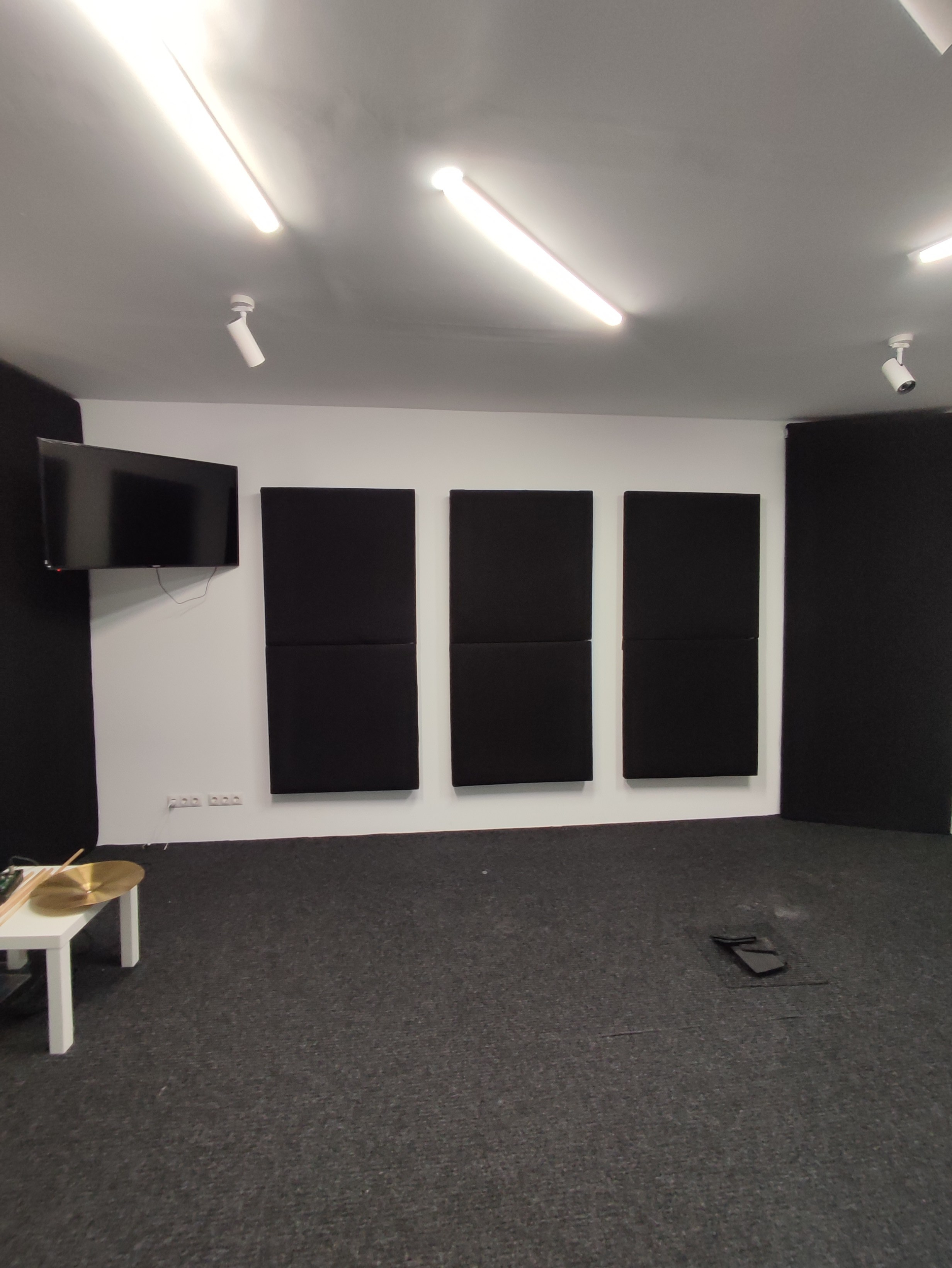 Proyectos. Reformas integrales de pisos, baños y cocinas con aislamiento acústico en Barcelona | B22 Reforma