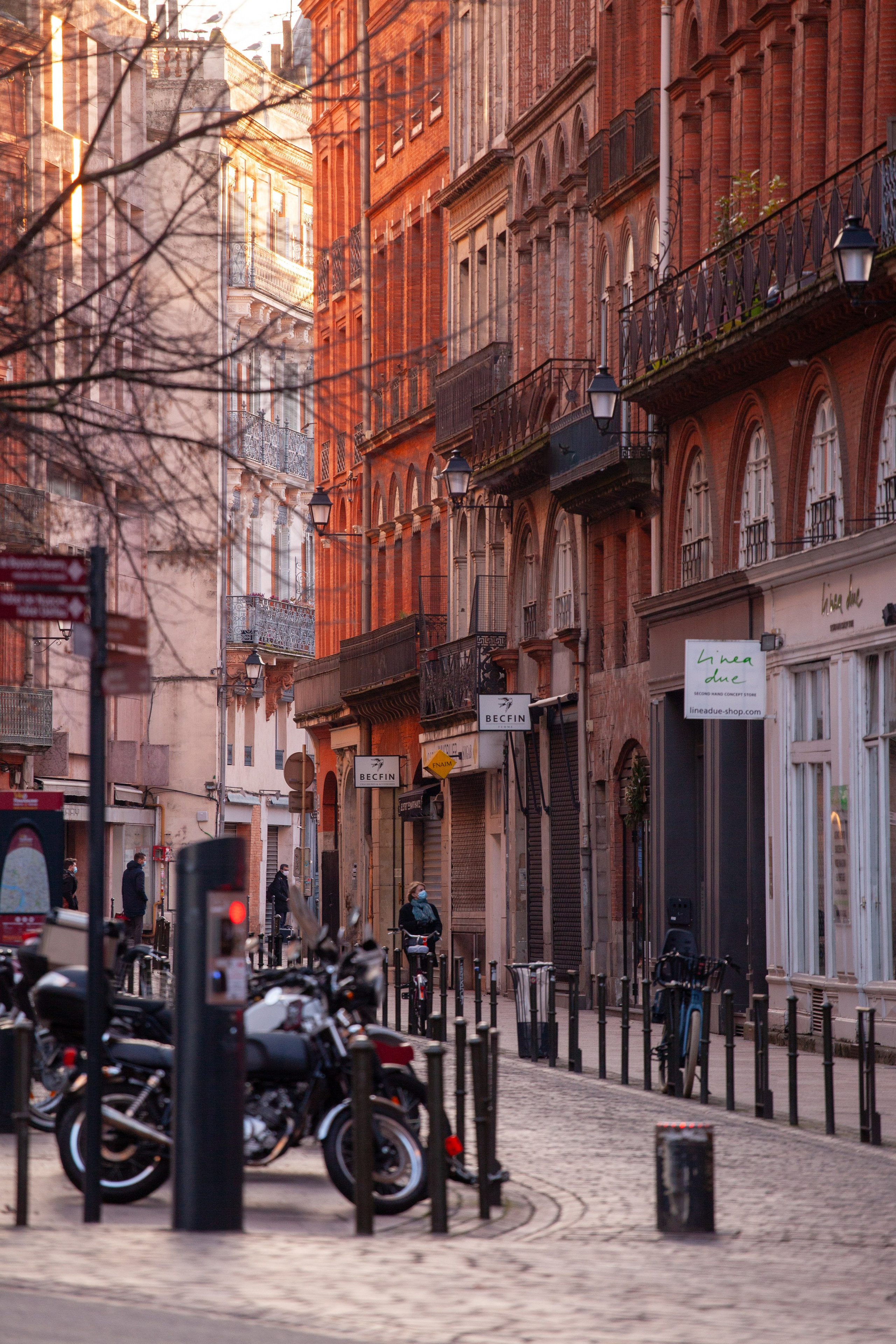 Toulouse. Eugénie Smirnova — Photographe à Toulouse et dans le Sud-Ouest