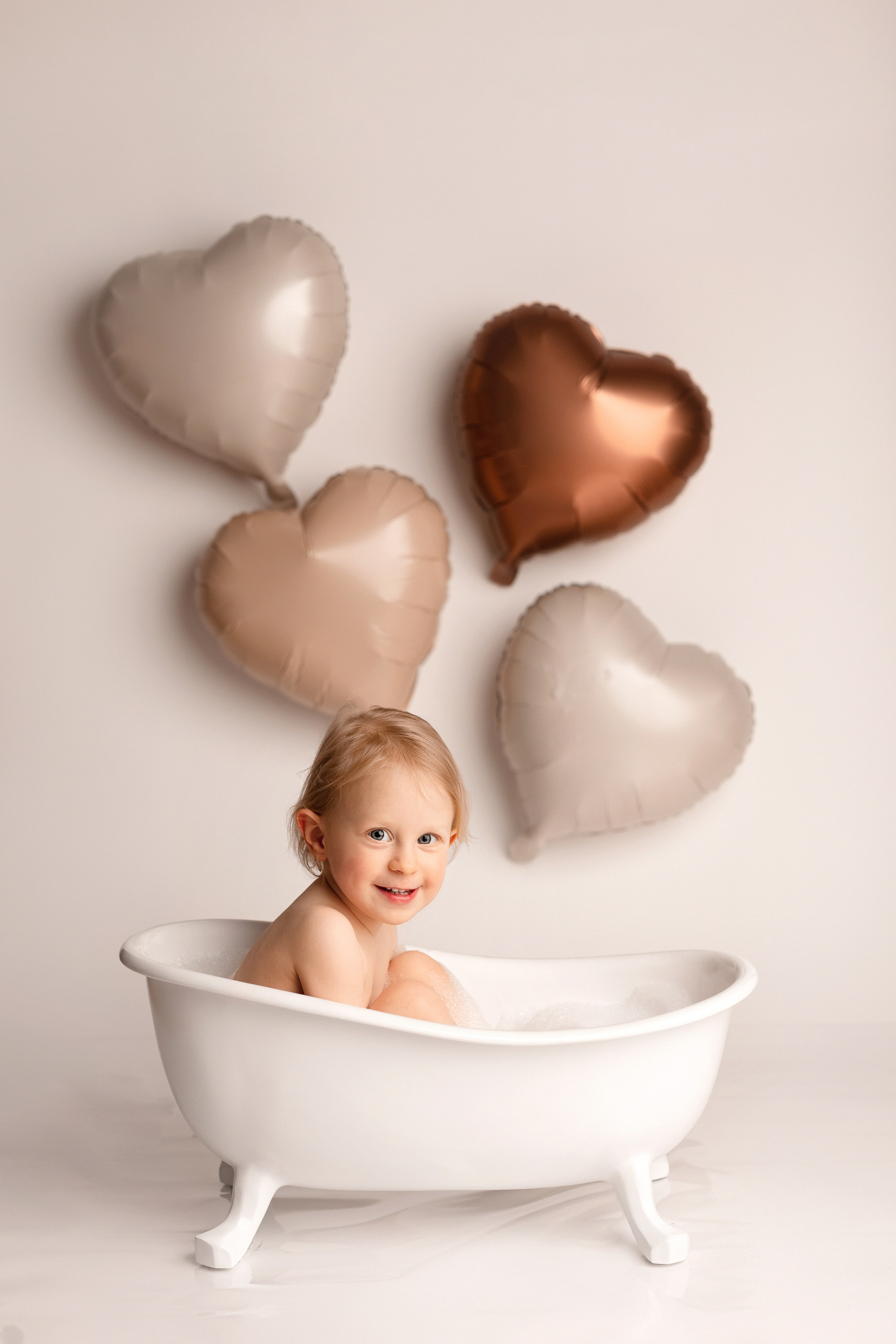 Cakesmash. NEUGEBORENEN und BABY Fotografin in WIEN und Umgebung