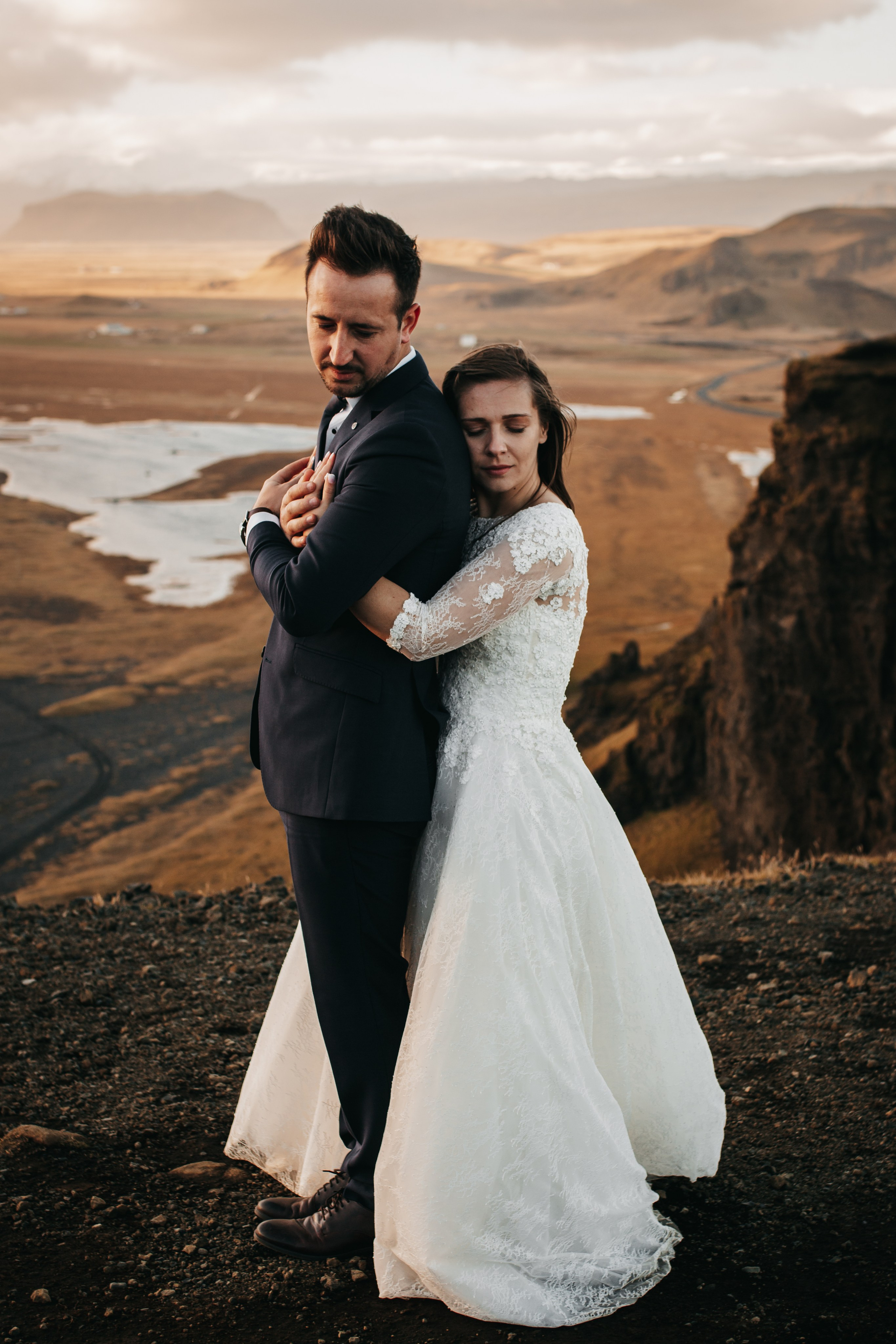 B & A. Fotograf Nunta Iasi - Hearts & Pictures