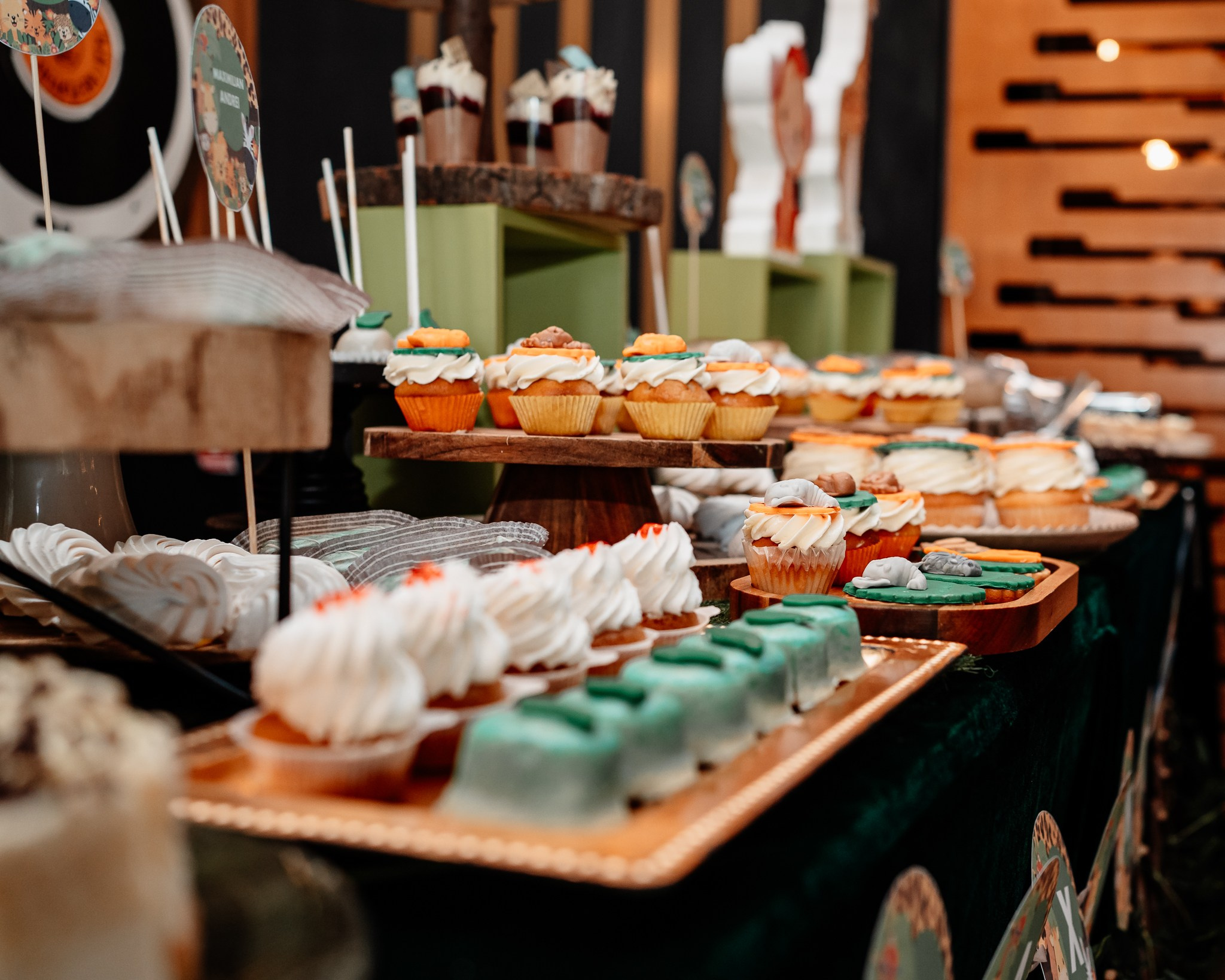 Fotograf de Botez în București- Mihai Popa Fotograf. Fotograf Nuntă & Botez București - Mihai Popa | Dincolo de oameni, imortalizez emoții!