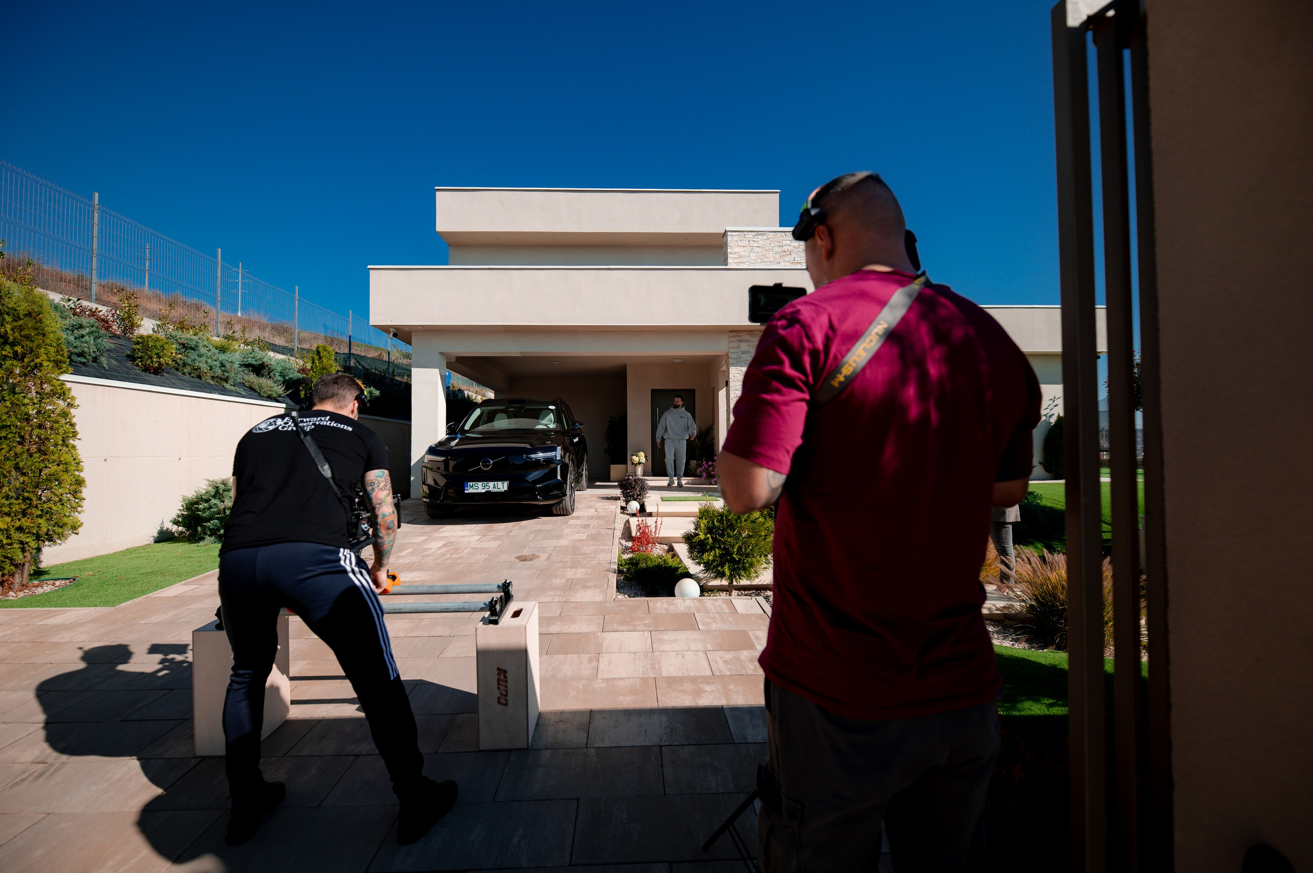 Behind the Scenes. Somesan Agency