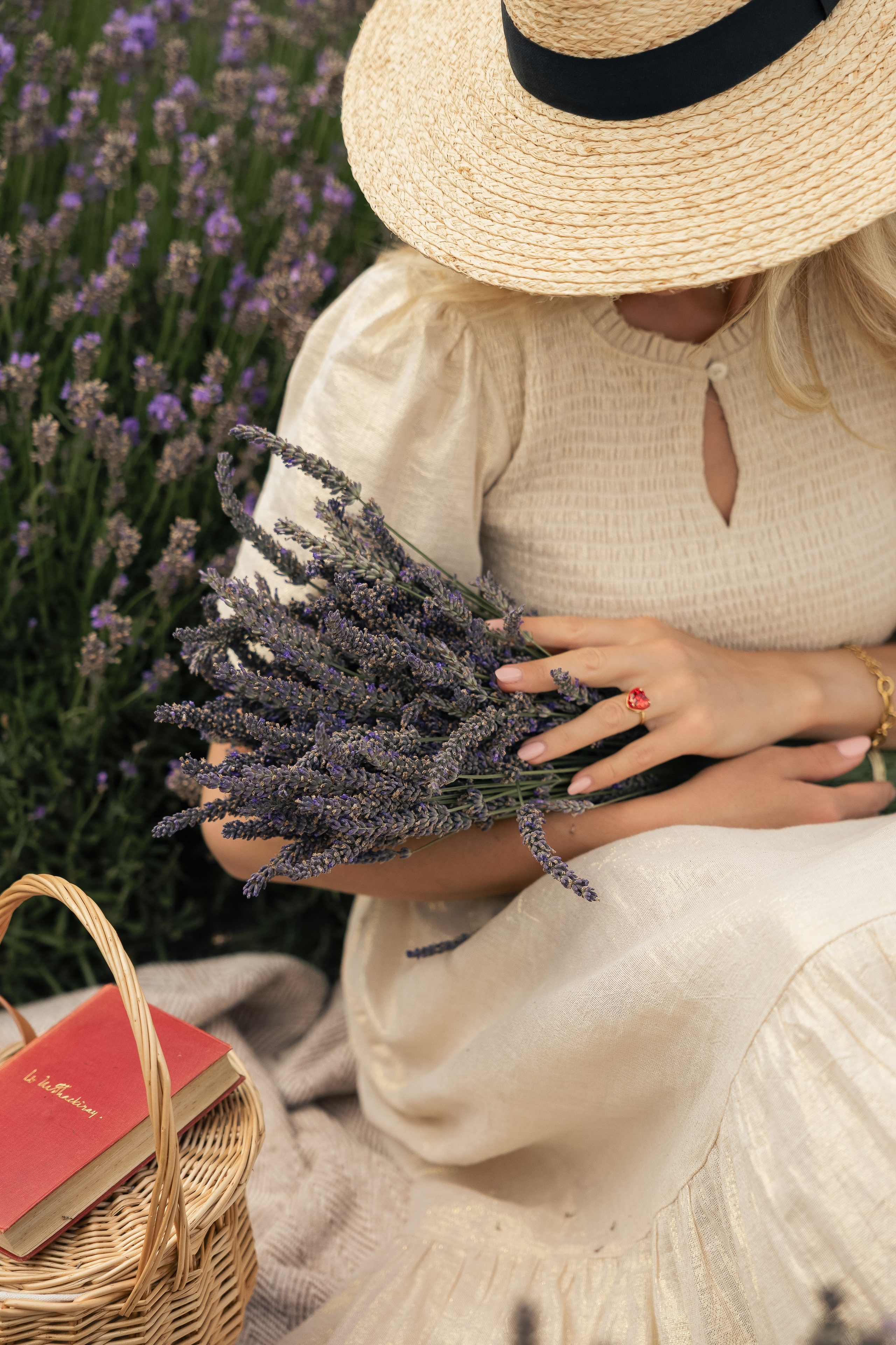 Lavender Picnics. PHOTOGRAPHER IN LONDON