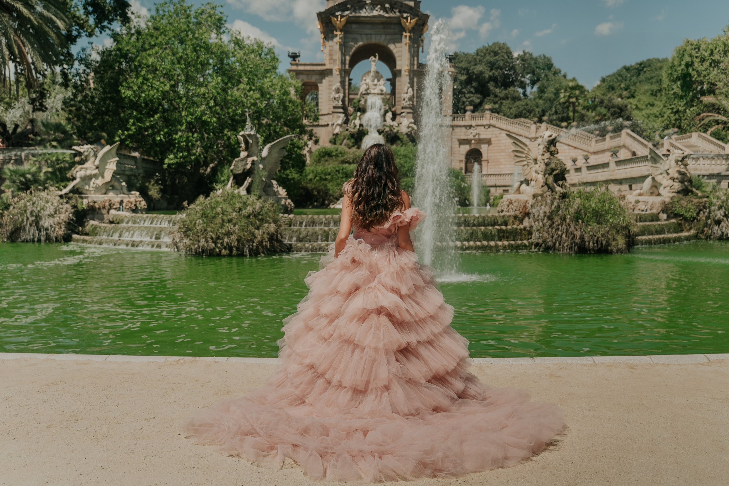 Barcelona Wow Dress Rental Luxury Photoshoot. DiaFoto — Wow Photographer in Barcelona | Premium Barcelona Photoshoot Experience