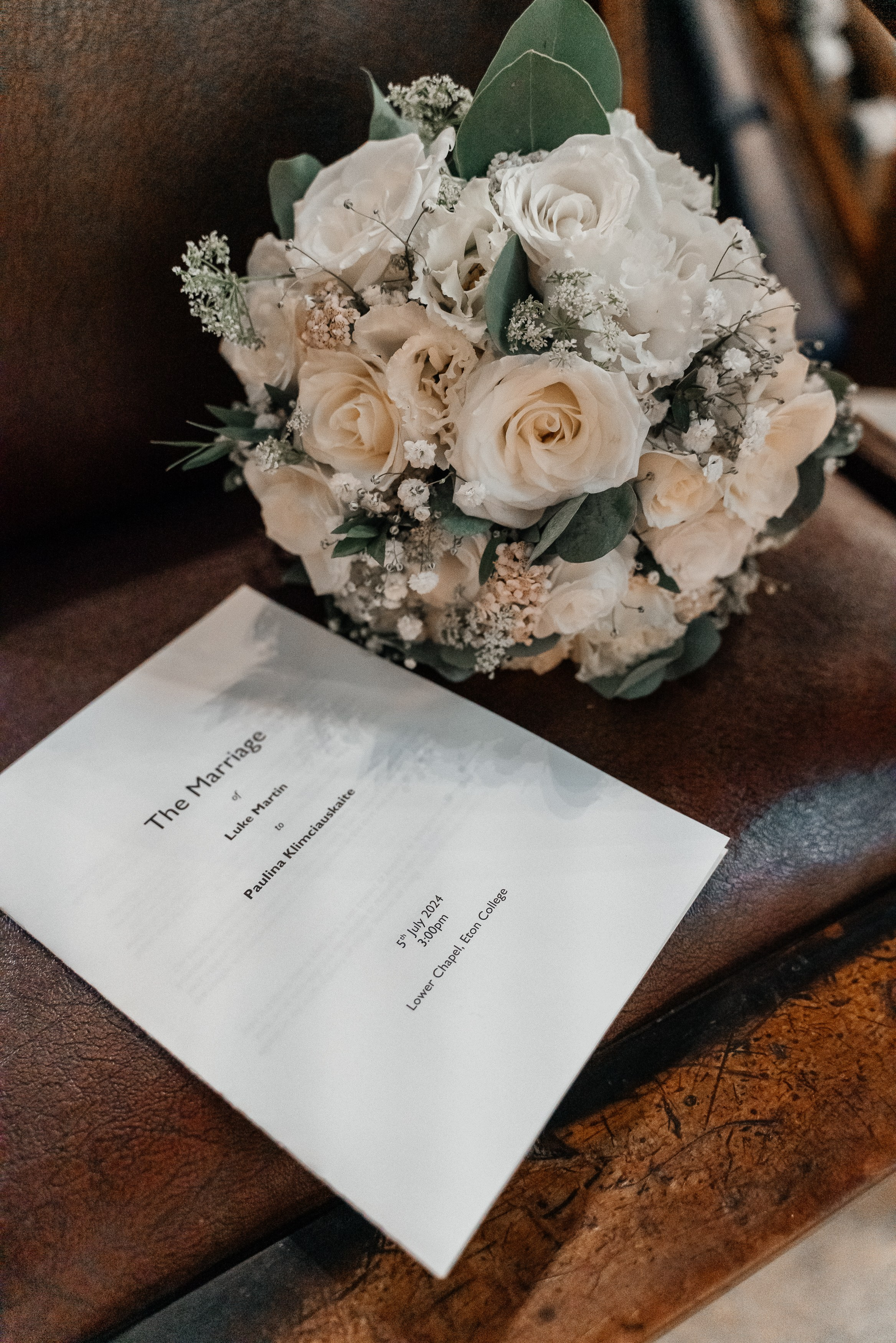 Wedding ceremony at The Lower chapel in Eton, Wedding in Eton, wedding photographer in Eton, wedding photographer in Eton