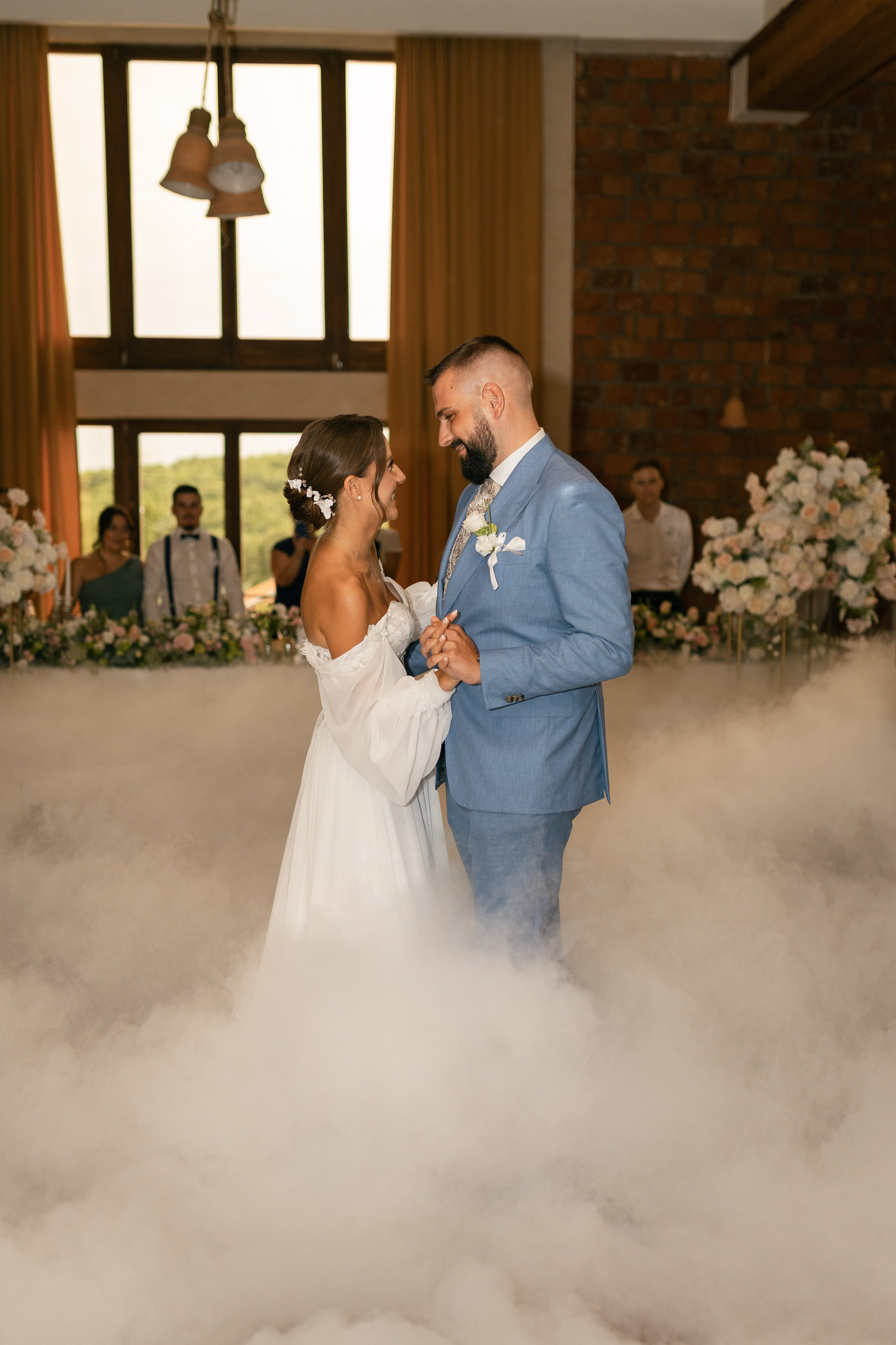 M&D|Between City Lights and Hidden Oasis. Black Sheep Produkcija| Wedding Photography and Wedding Films, based in Kragujevac, Europe / Fotograf i videograf, Kragujevac, Srbija