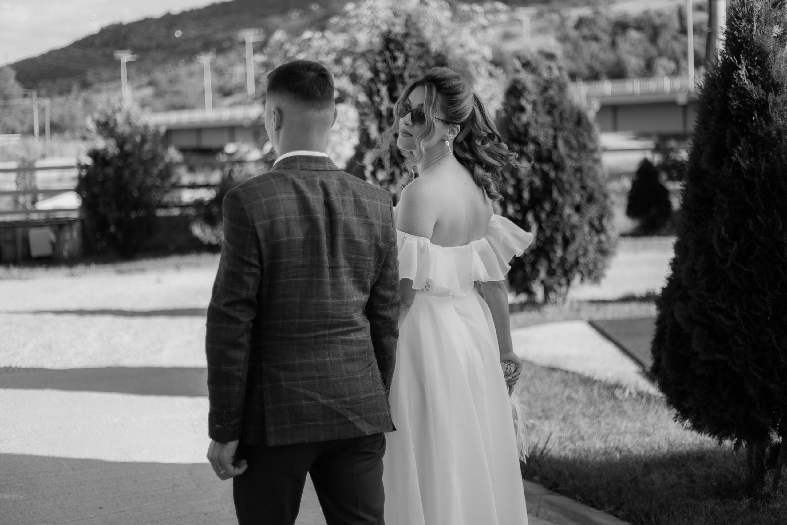 Oana & Vasile. Fotograf si videograf — evenimente si studio