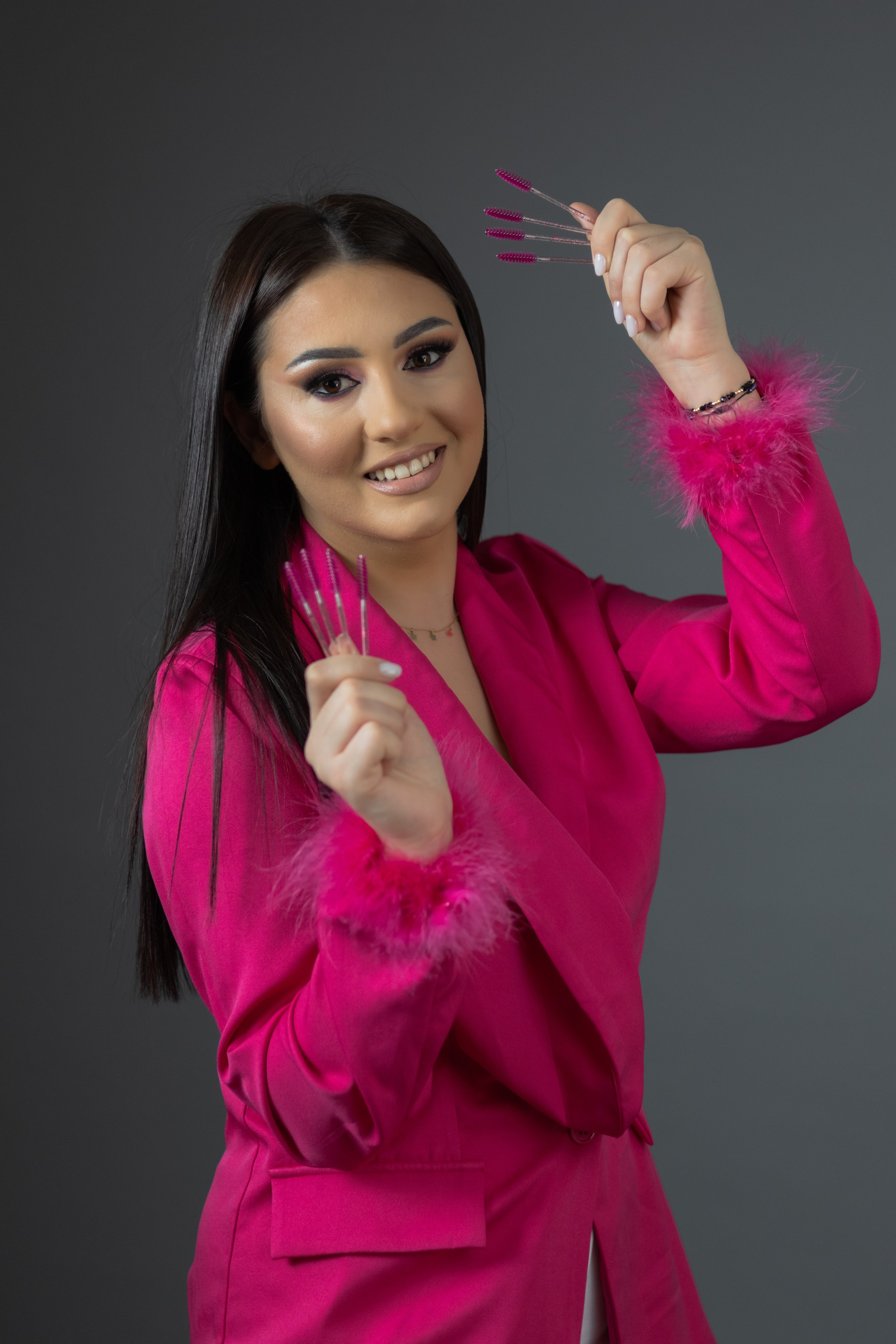 Estera. Fotograf si videograf — evenimente si studio