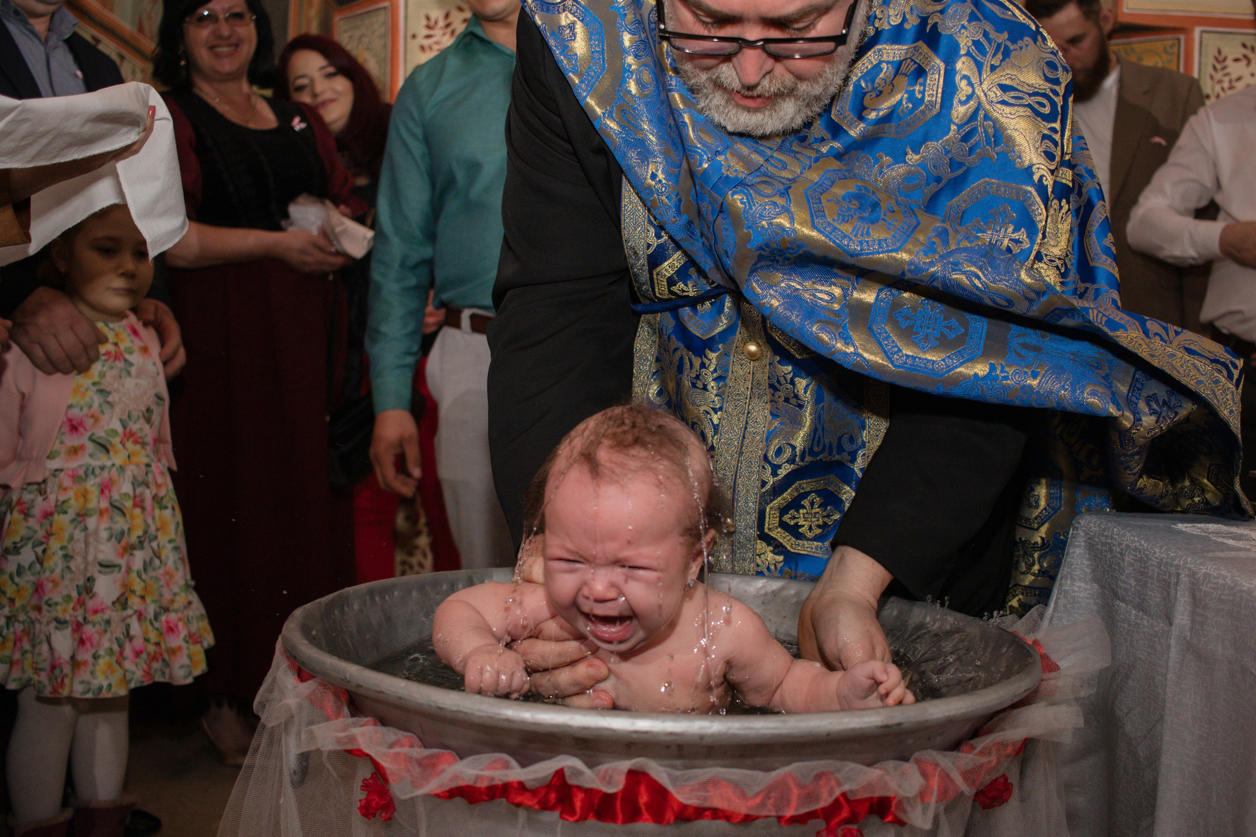 Iris. Fotograf si videograf — evenimente si studio