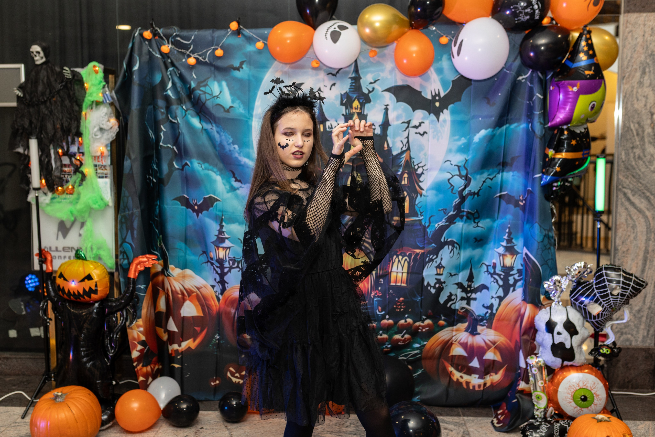 Leo dance studio Helloween 2025. Семейный и детский фотограф в Варшаве Мила Бобровская