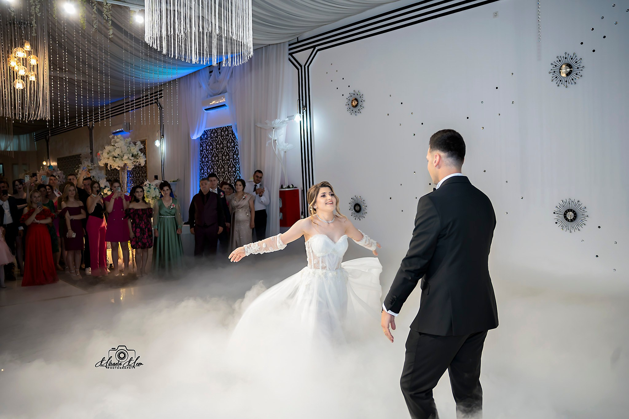 Fotograf de nunta Constanta. Servicii foto video Constanta. MCM Happy Studio – Fotograf & Videograf Evenimente | Nuntă & Botez