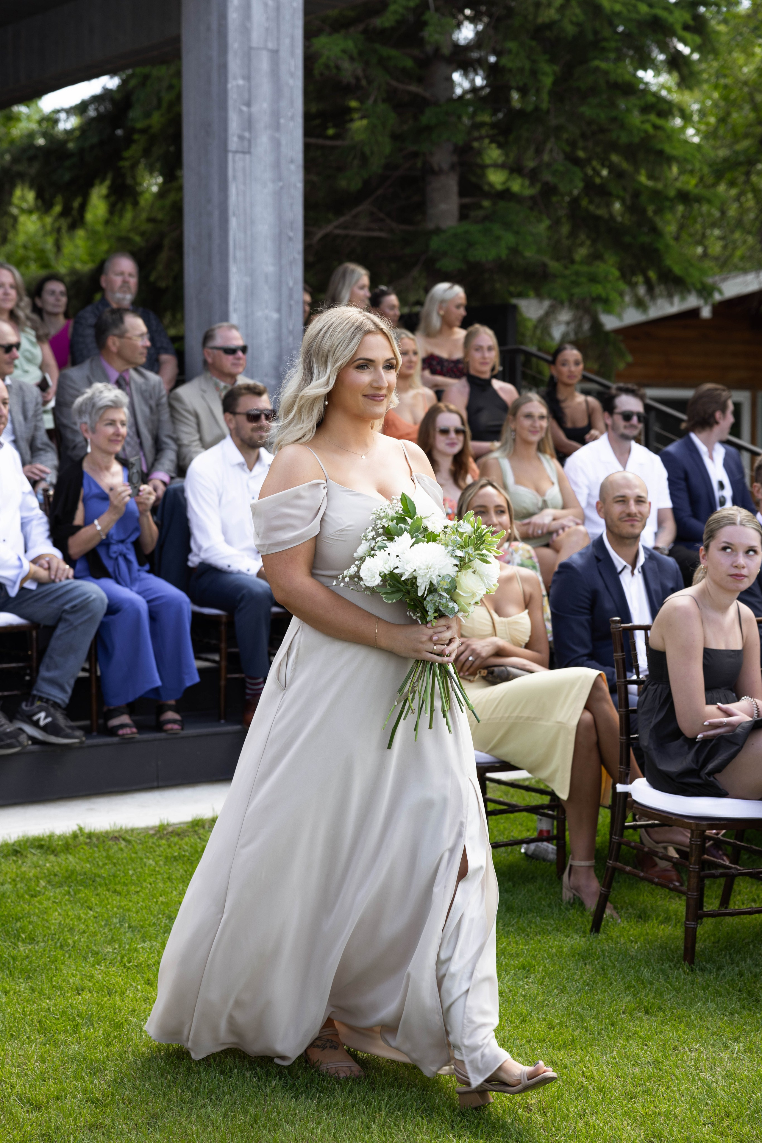 Beautiful Lakeside Wedding Photography. Wedding photography and videography in Regina, Saskatchewan