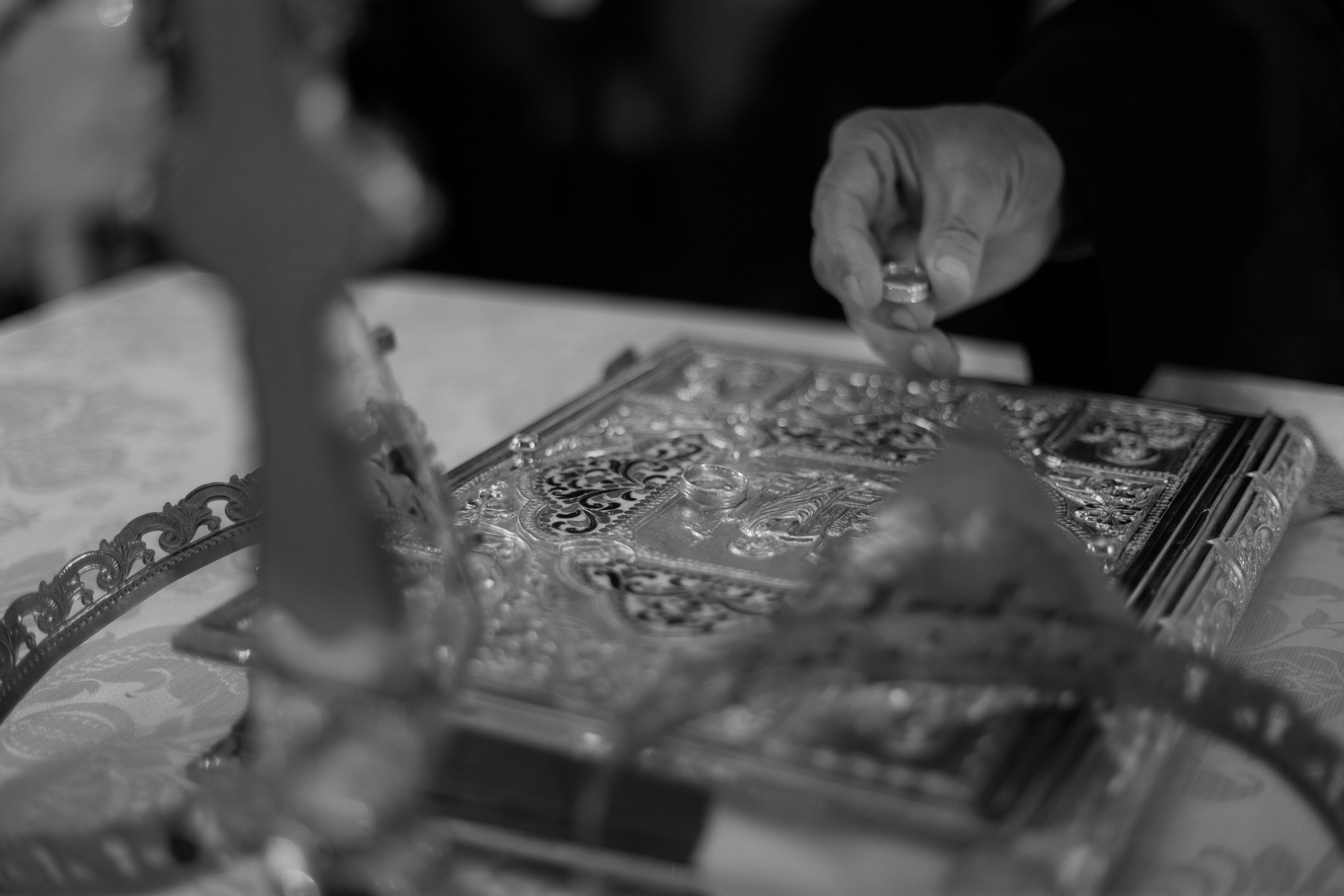 Oana & Vasile. Fotograf si videograf — evenimente si studio