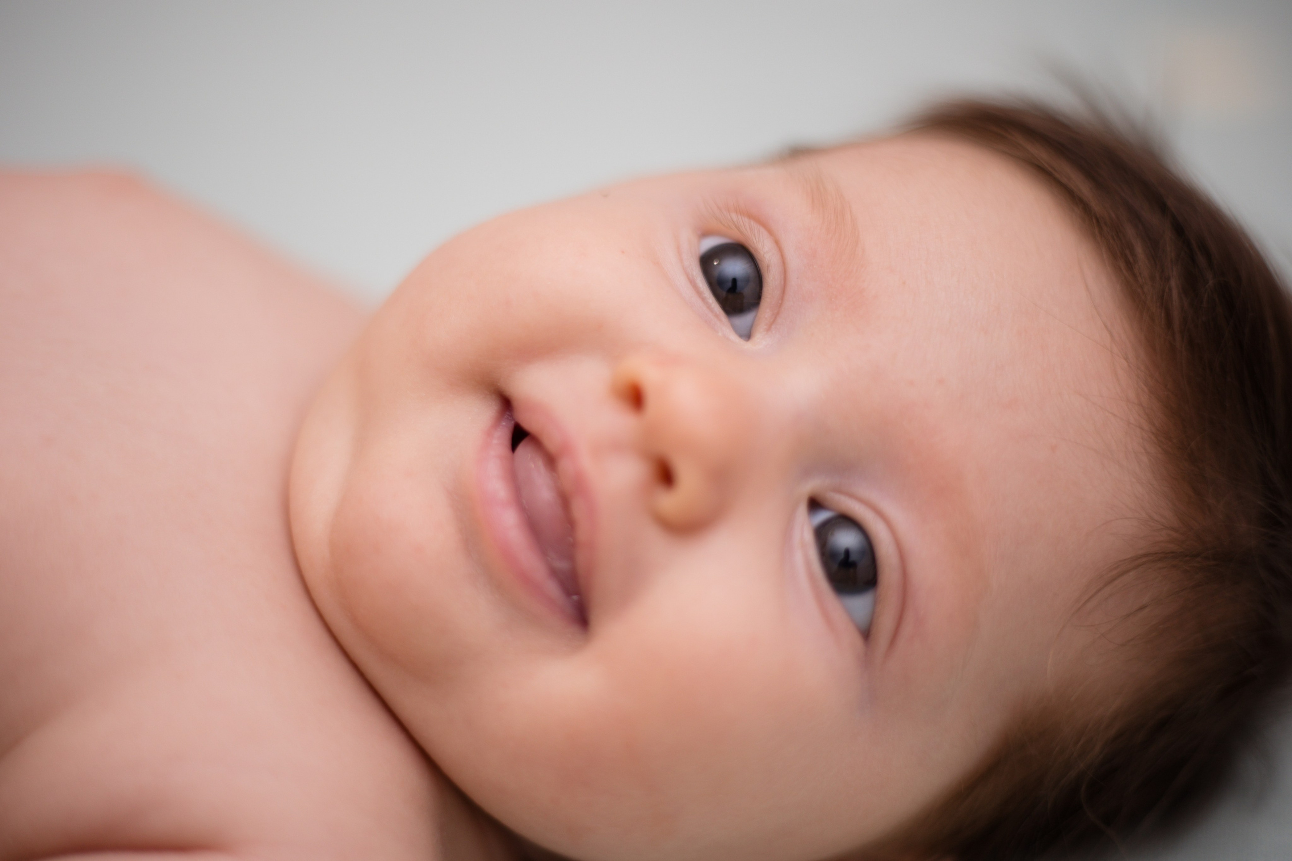 Anastasia. Fotograf si videograf — evenimente si studio