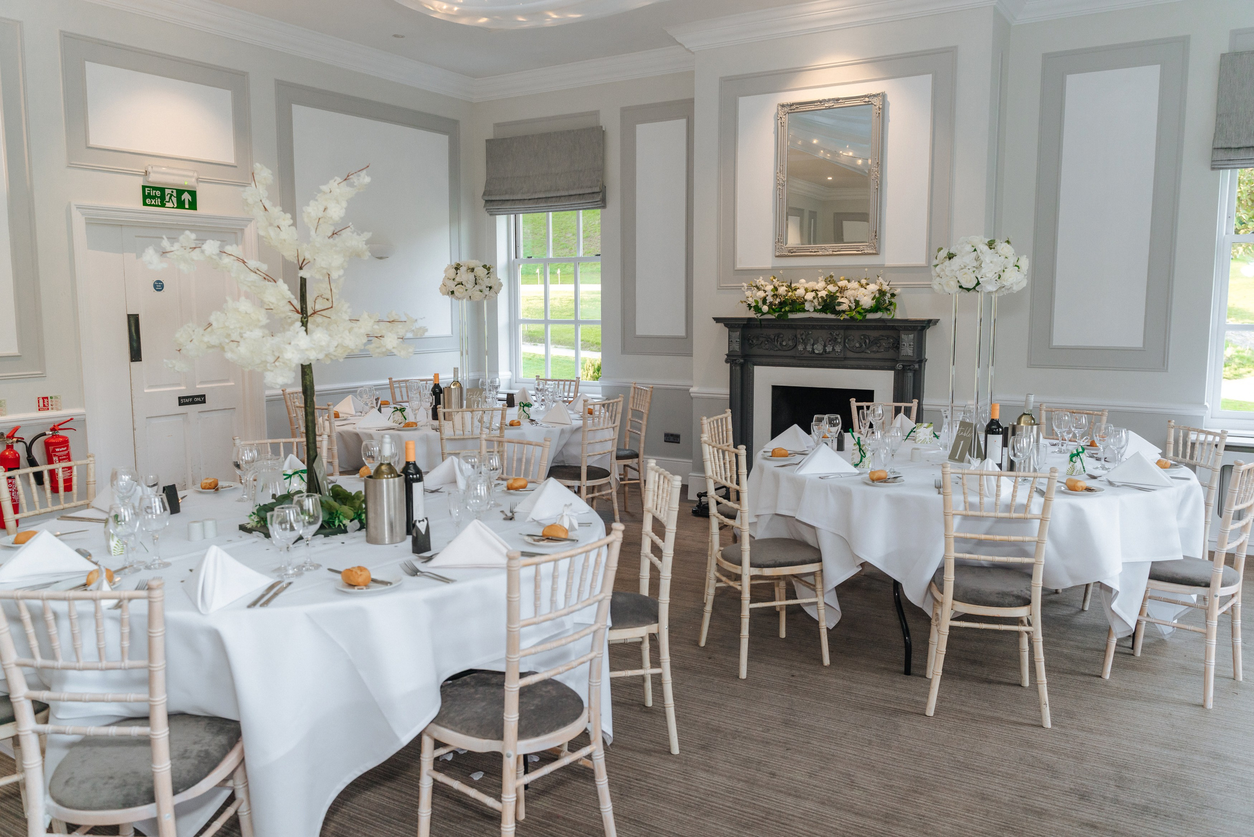 A wedding at Woldingham Golf Club, Woldingham Golf Club wedding, wedding photographer at Woldingham Golf Club