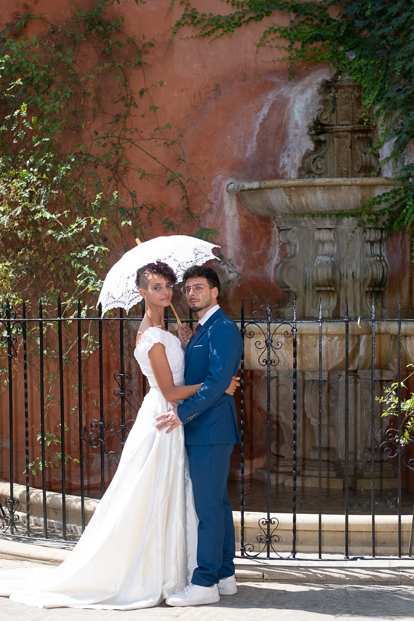 REVELADO PROFESIONAL EN 4 HORAS Desde la selección de fotos hasta el toque final. Lightroom + Photoshop + Flujo Real de Trabajo