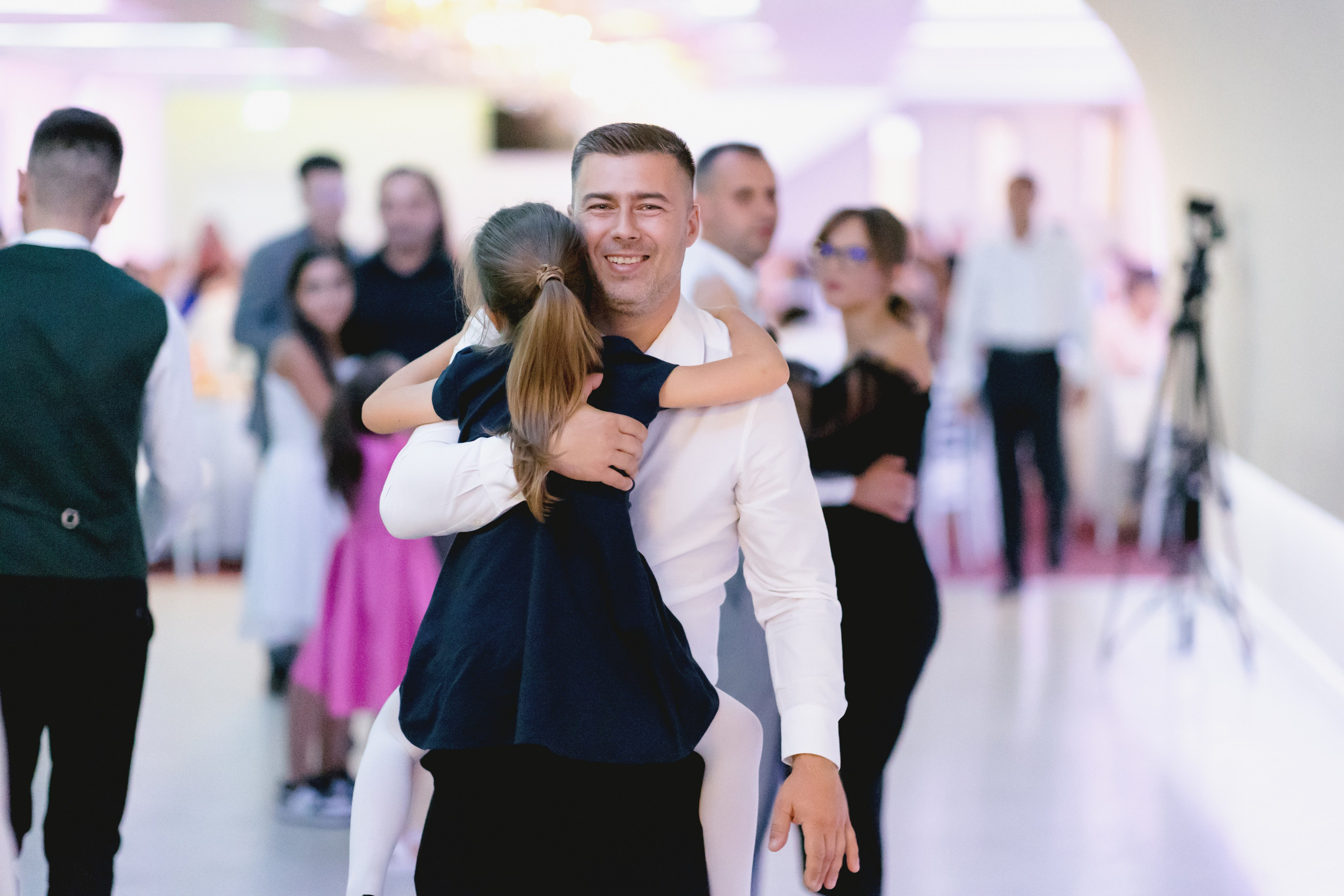 Nunta Targu-Jiu. MDimaFotoStudio. Fotograf de nuntă, evenimente private și de familie