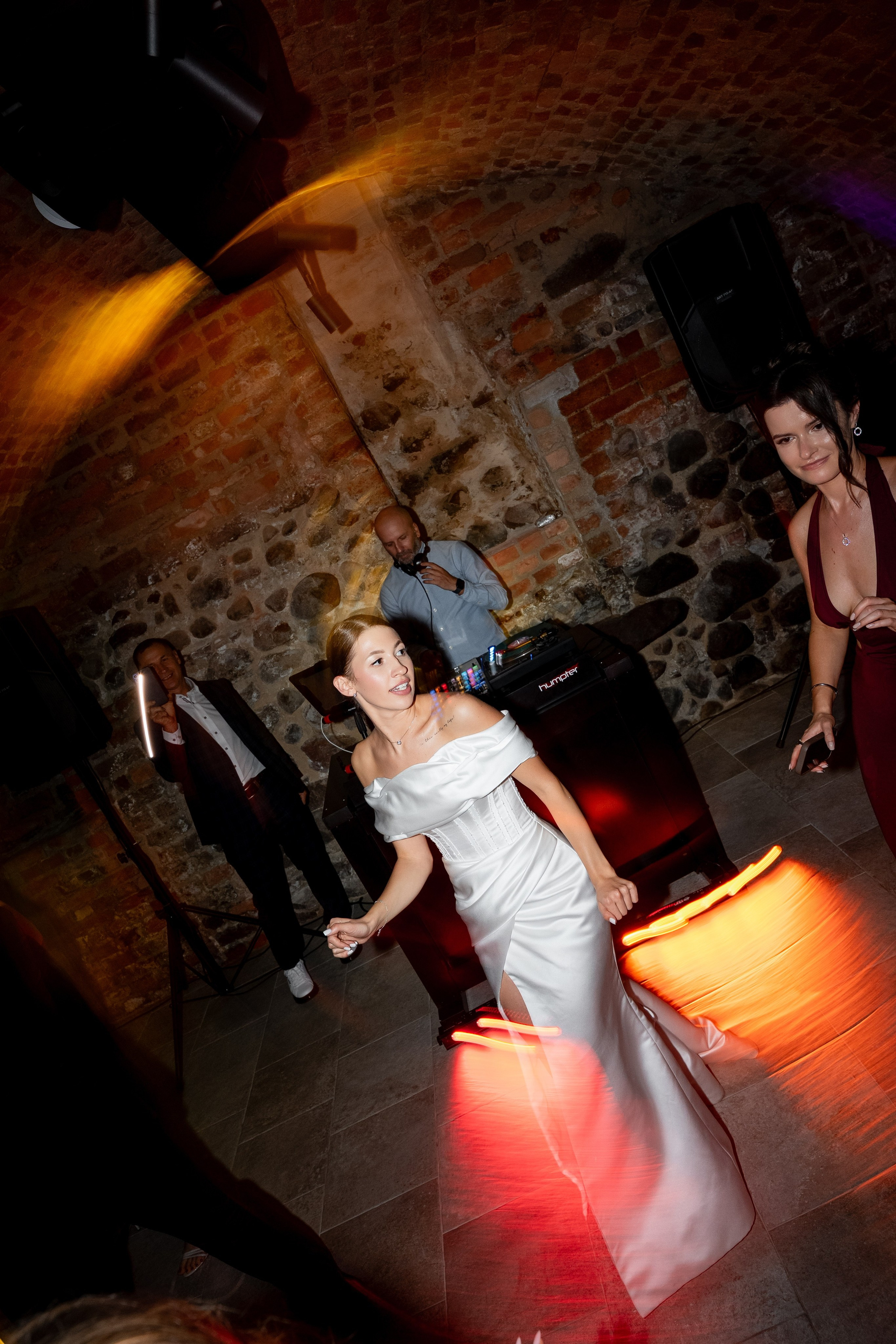 B&S. SL Wedding Photo: ponadczasowa 💍 fotografia ślubna | Wrocław & Europa