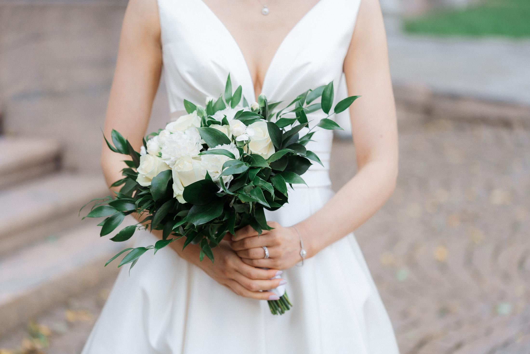 J&S, Hääkuvaaja Helsinki|kesähäät Espoon kartanossa