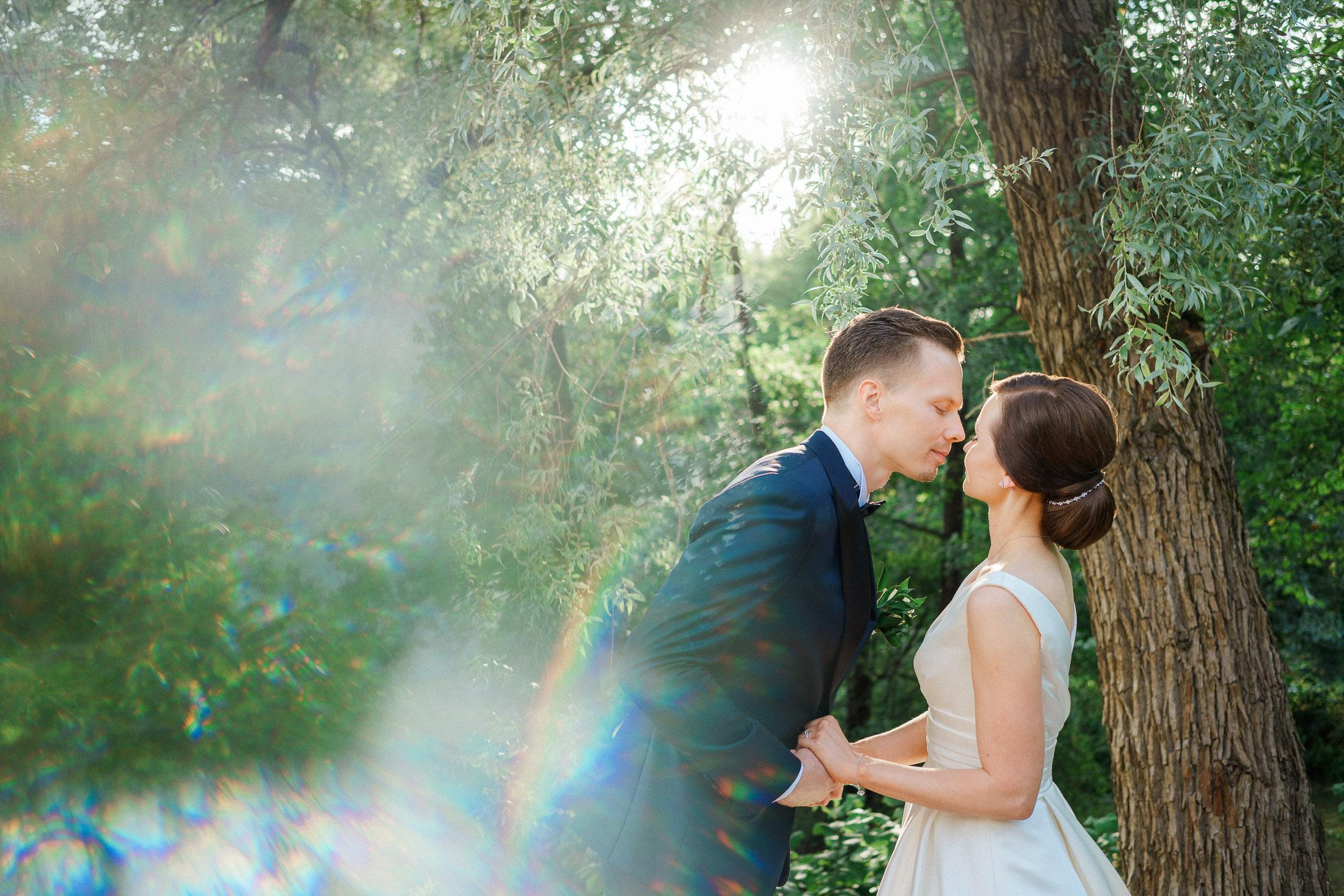 J&S, Hääkuvaaja Helsinki|kesähäät Espoon kartanossa