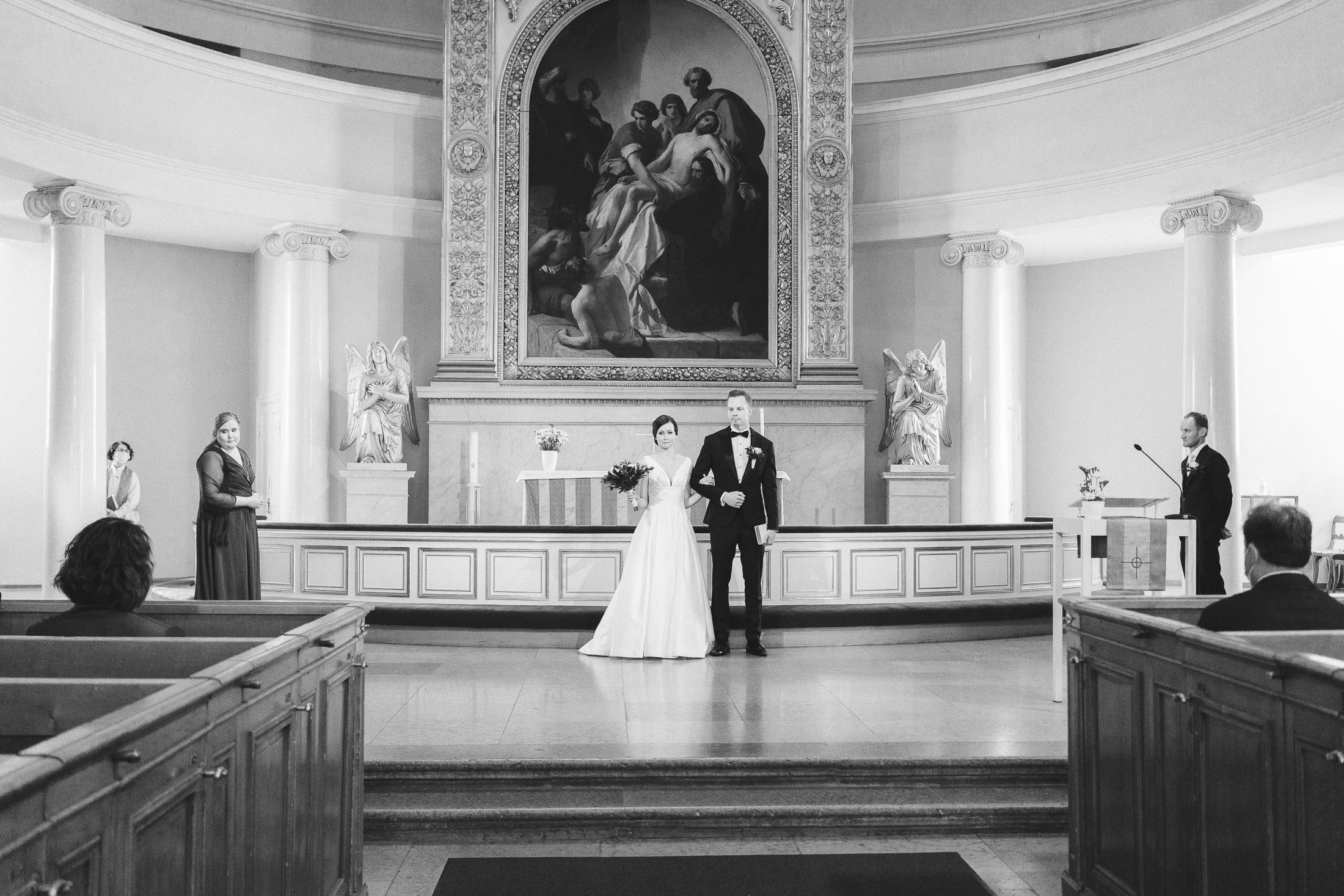 J&S, Hääkuvaaja Helsinki|kesähäät Espoon kartanossa