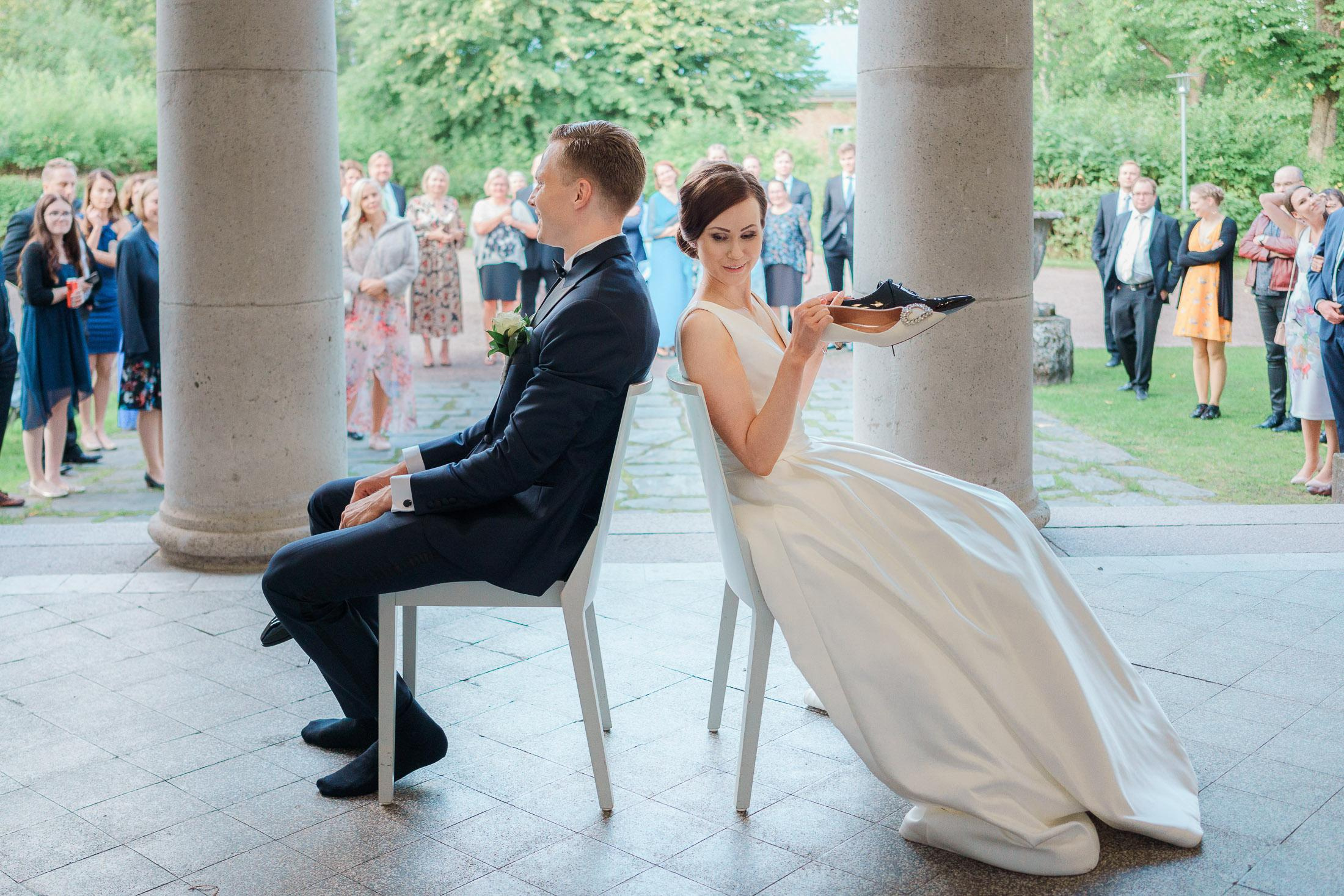 J&S, Hääkuvaaja Helsinki|kesähäät Espoon kartanossa