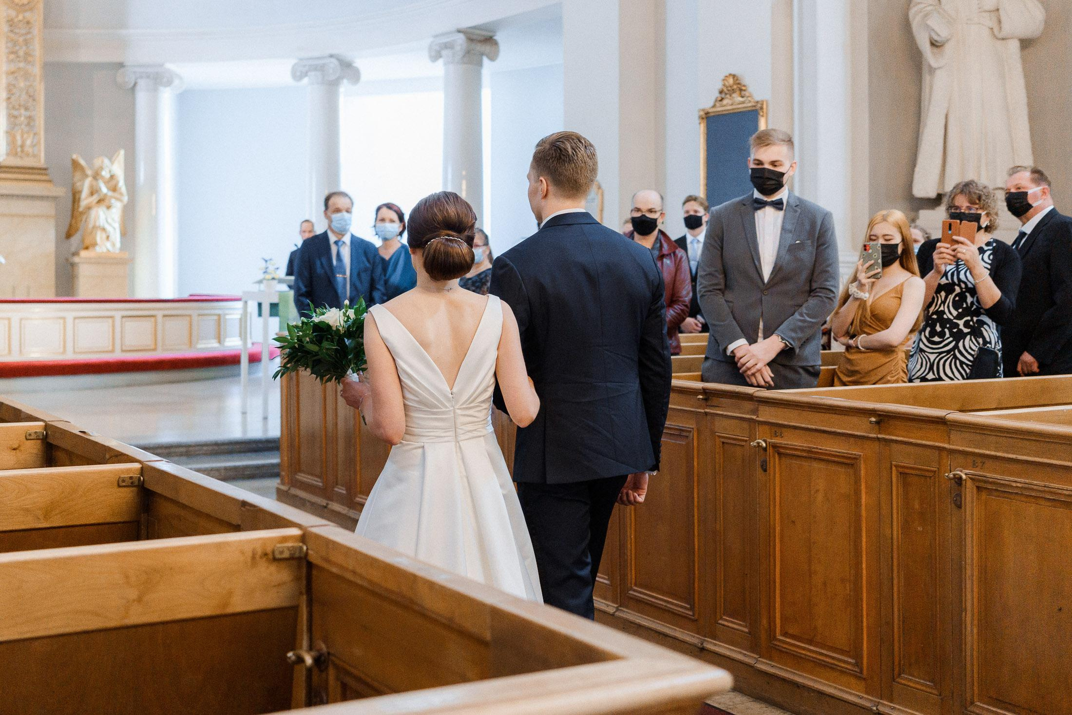 J&S, Hääkuvaaja Helsinki|kesähäät Espoon kartanossa