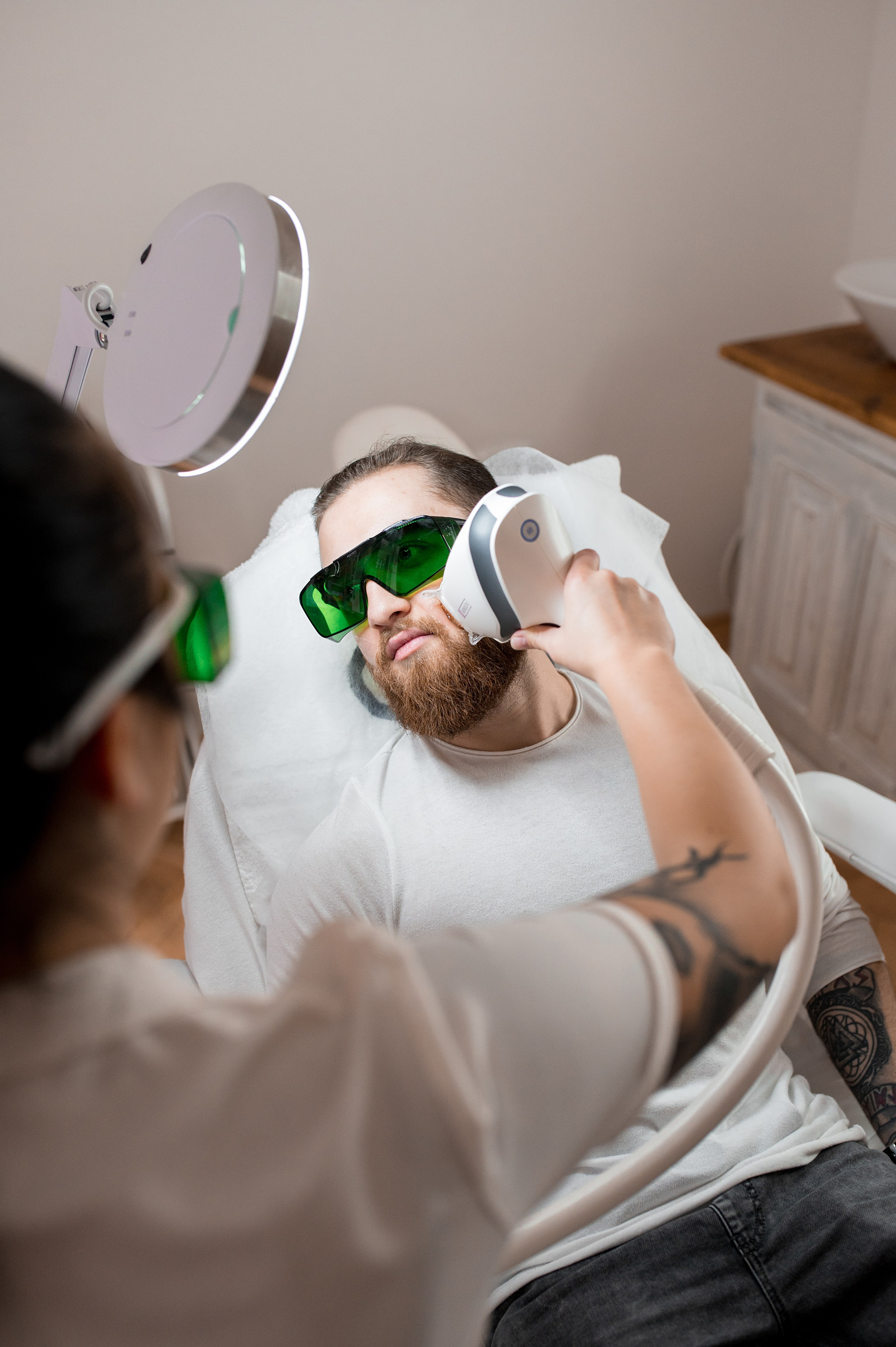 Saint Monica beauty studio in Prague. ANNA-MARIA PHOTO CONTENT CREATOR — фотограф, естет, художник і візуальний експерт Instagram у Празі