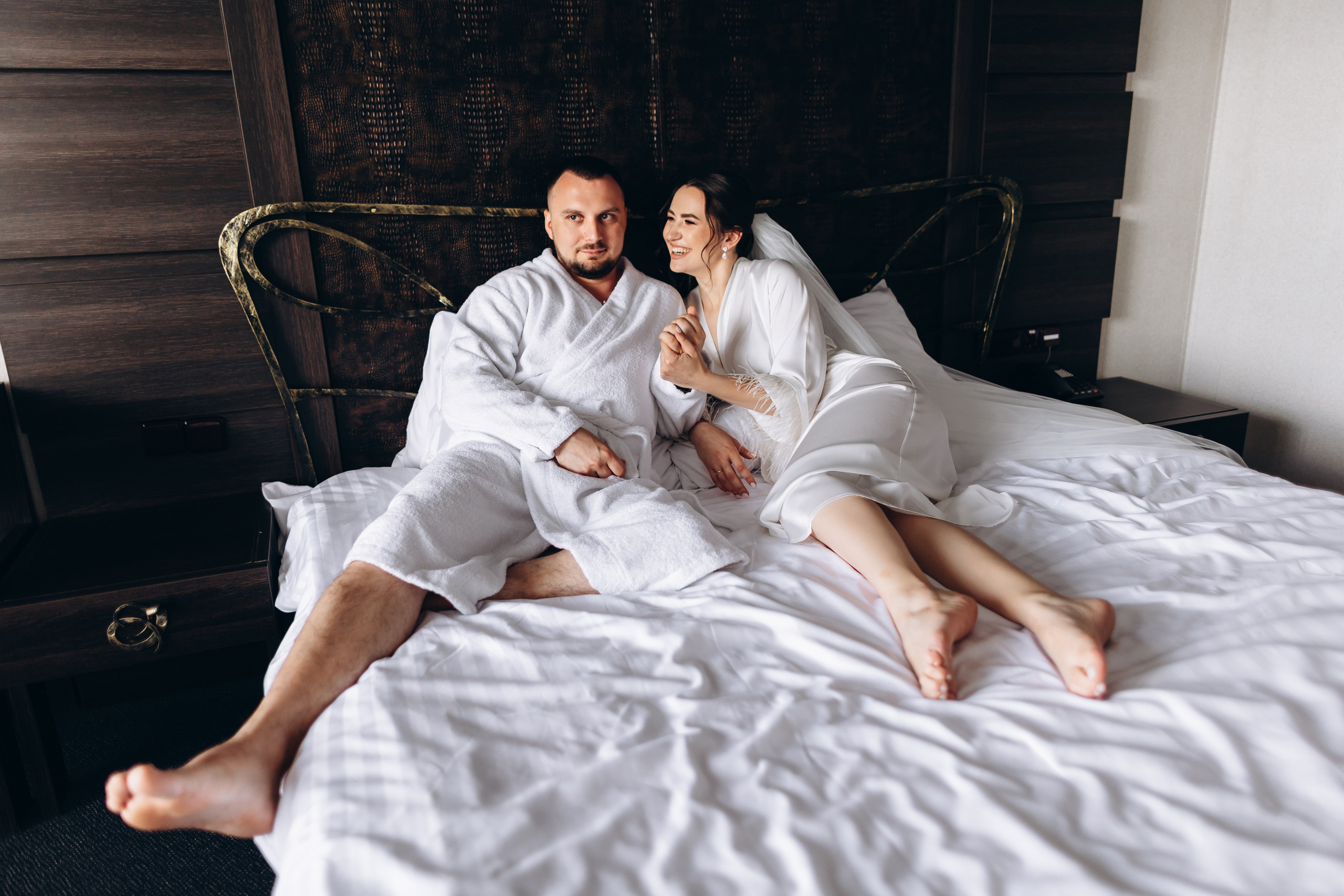 White Wedding. Wedding and Family Photograph