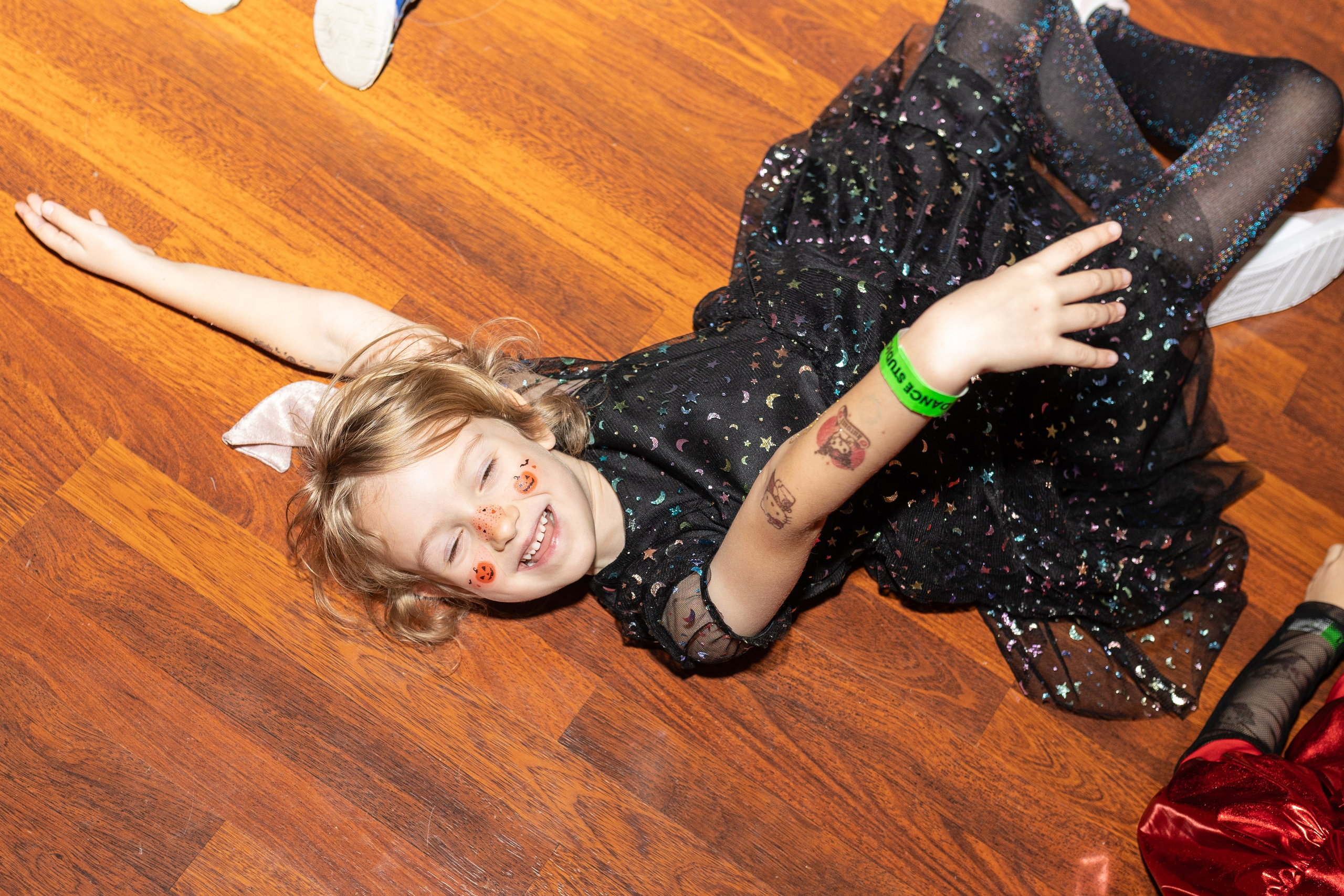 Leo dance studio Helloween 2025. Семейный и детский фотограф в Варшаве Мила Бобровская