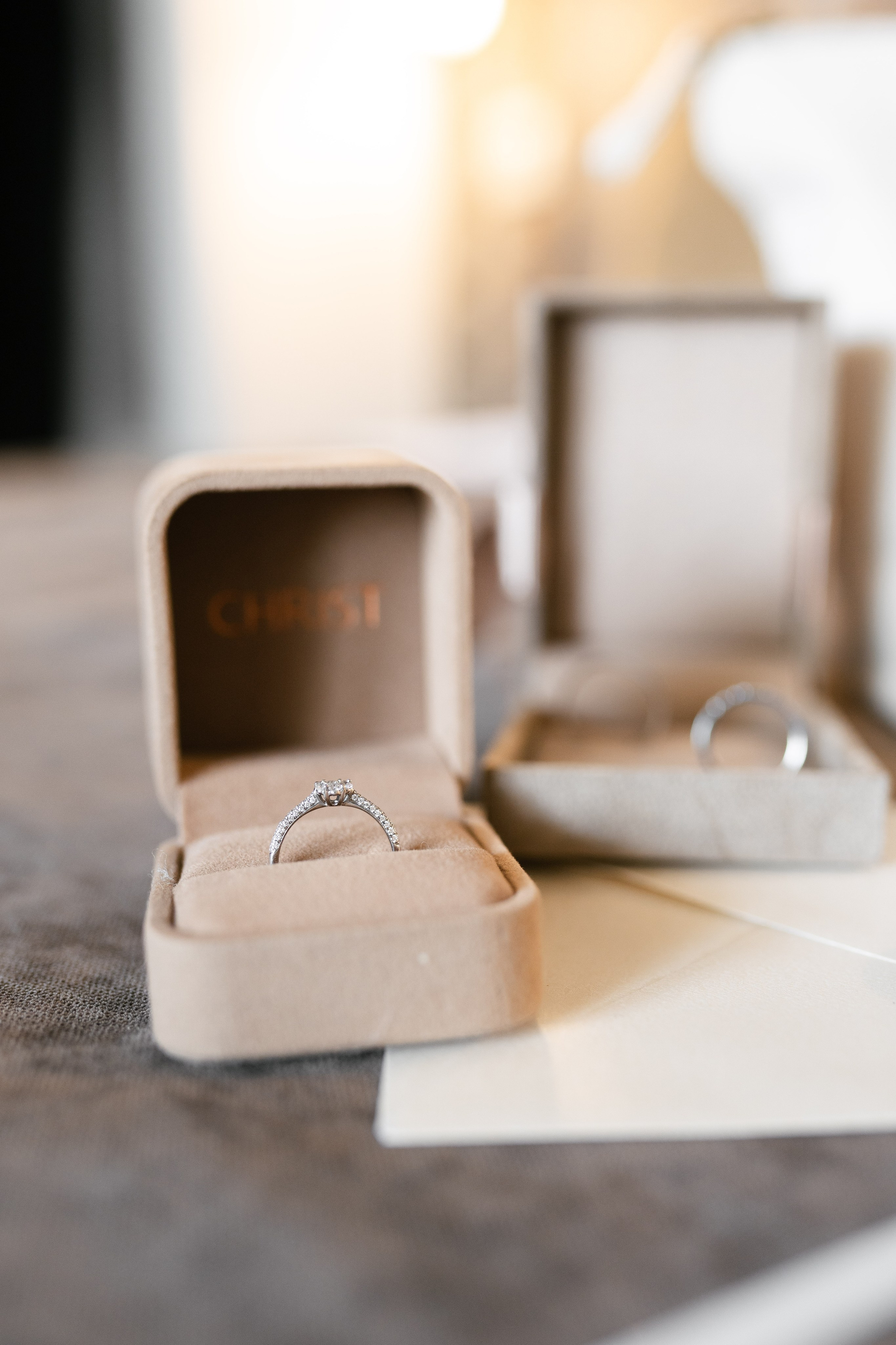 M&D|Between City Lights and Hidden Oasis. Black Sheep Produkcija| Wedding Photography and Wedding Films, based in Kragujevac, Europe / Fotograf i videograf, Kragujevac, Srbija