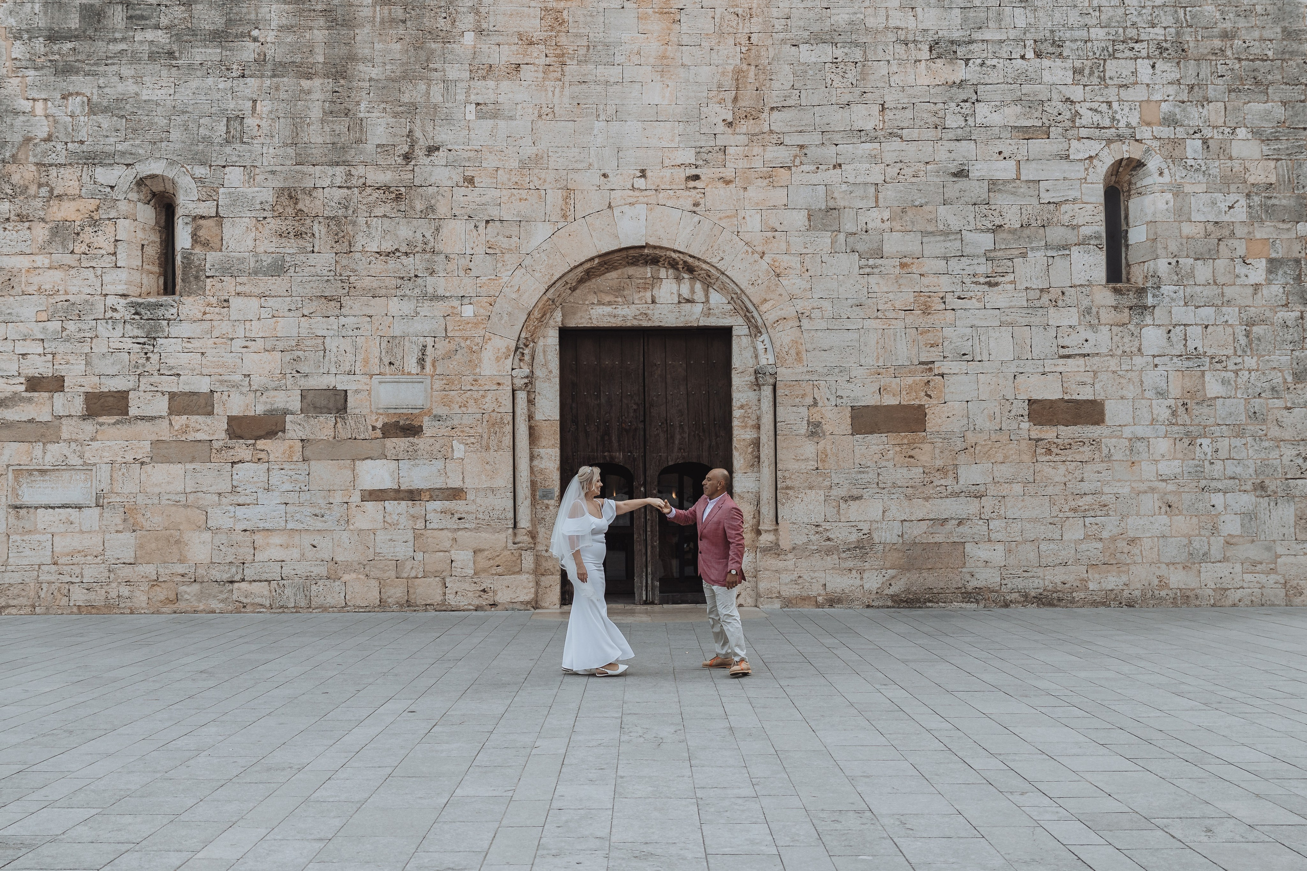 Albina+Kevin, 07.10.2024, Besalú. Fotógrafa de bodas en Cataluña