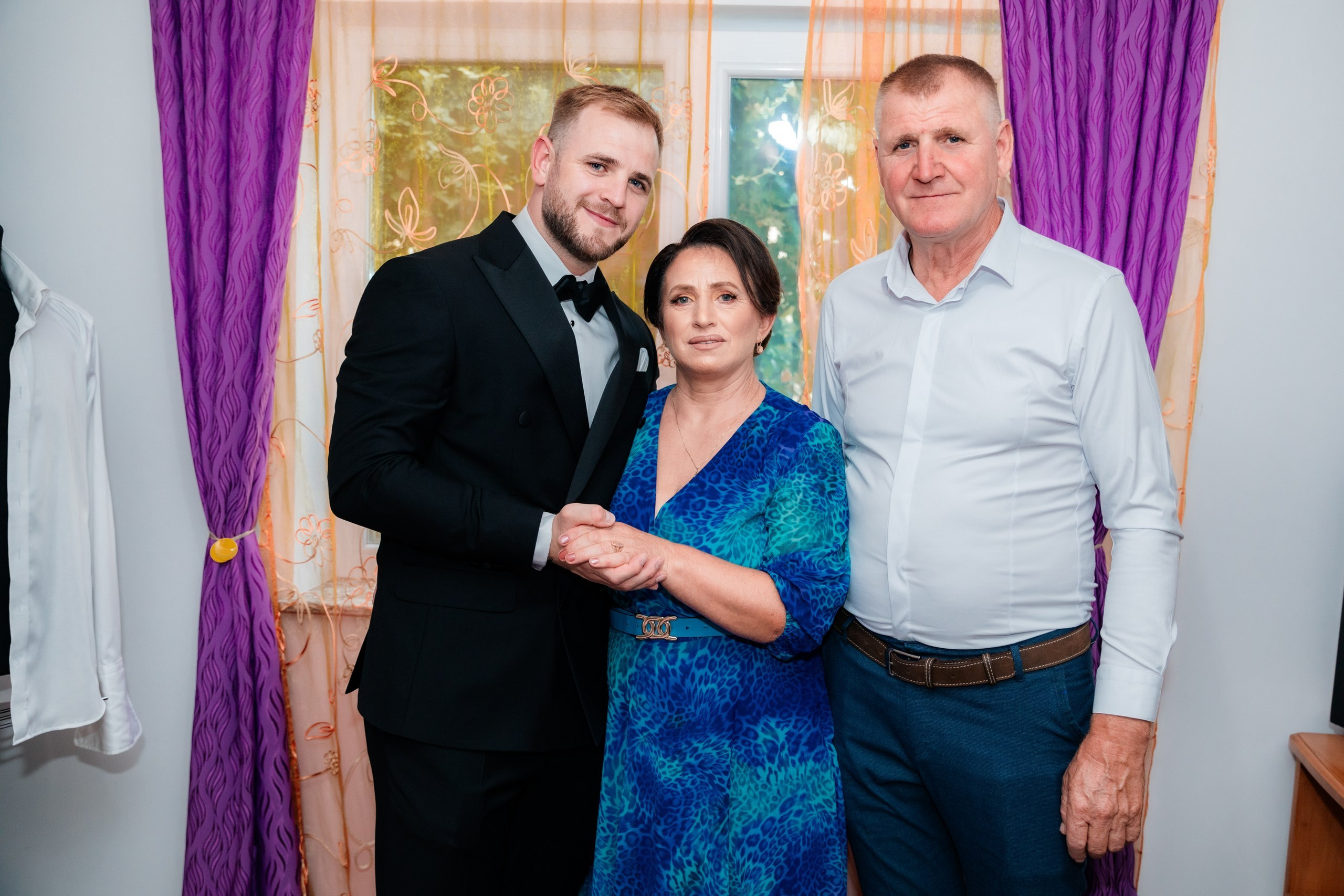 servicii foto. servicii foto Botoșani. servicii foto video Botoșani. fotograf nunta. fotograf evenimente. fotograf nunta Botoșani. Alin chirila. Alin chirila fotograf. Alinofotostudio.- Mire și mireasă – Sergiu & Liliana – ziua nunții, 2024  - Emoții în ziua nunții – Sergiu și Liliana  - Dansul mirilor – fotografie artistică nuntă 2024  - Sedinta foto romantică în natură – Sergiu & Liliana  - Rochia de mireasă și detalii de nuntă elegante