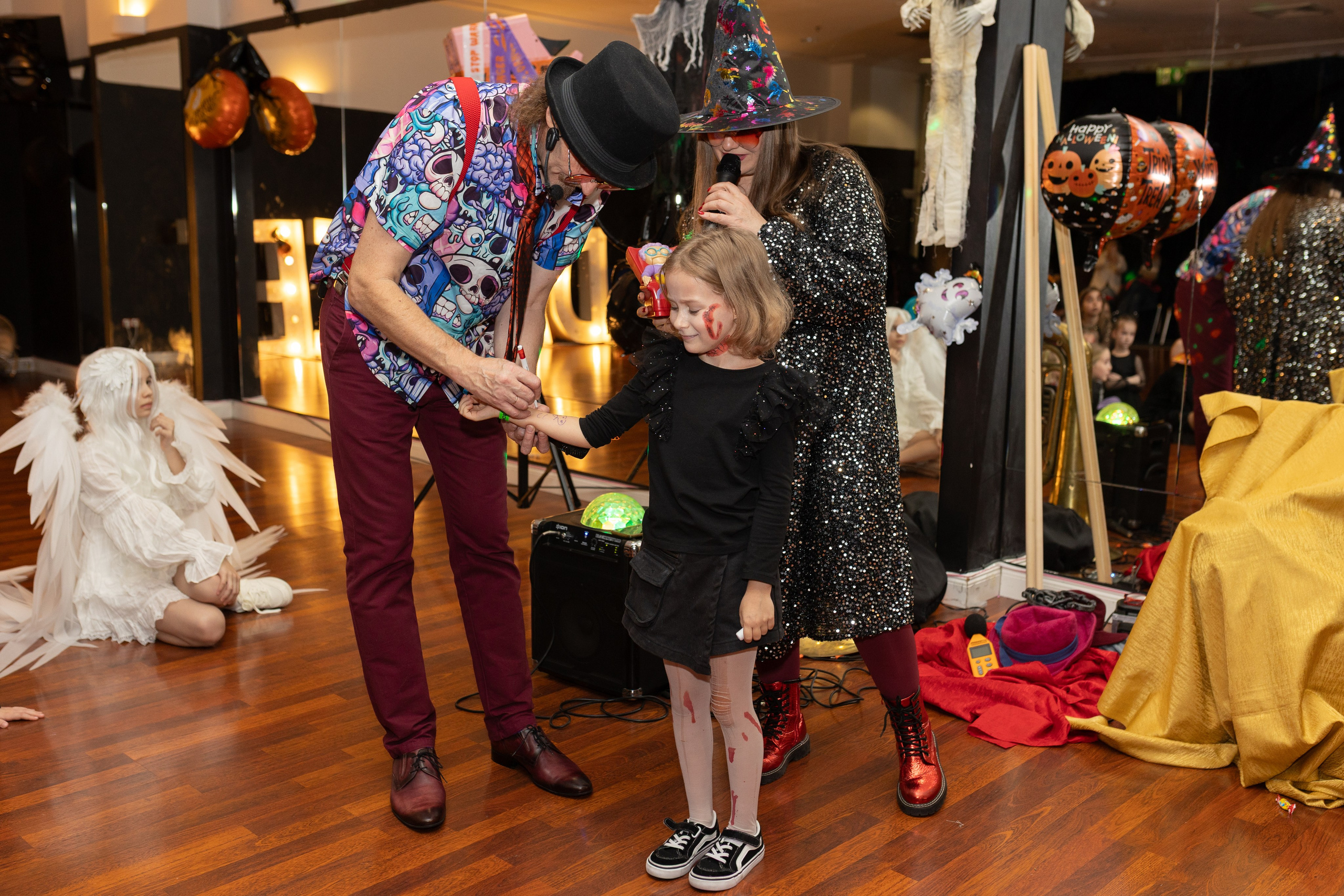 Leo dance studio Helloween 2025. Семейный и детский фотограф в Варшаве Мила Бобровская