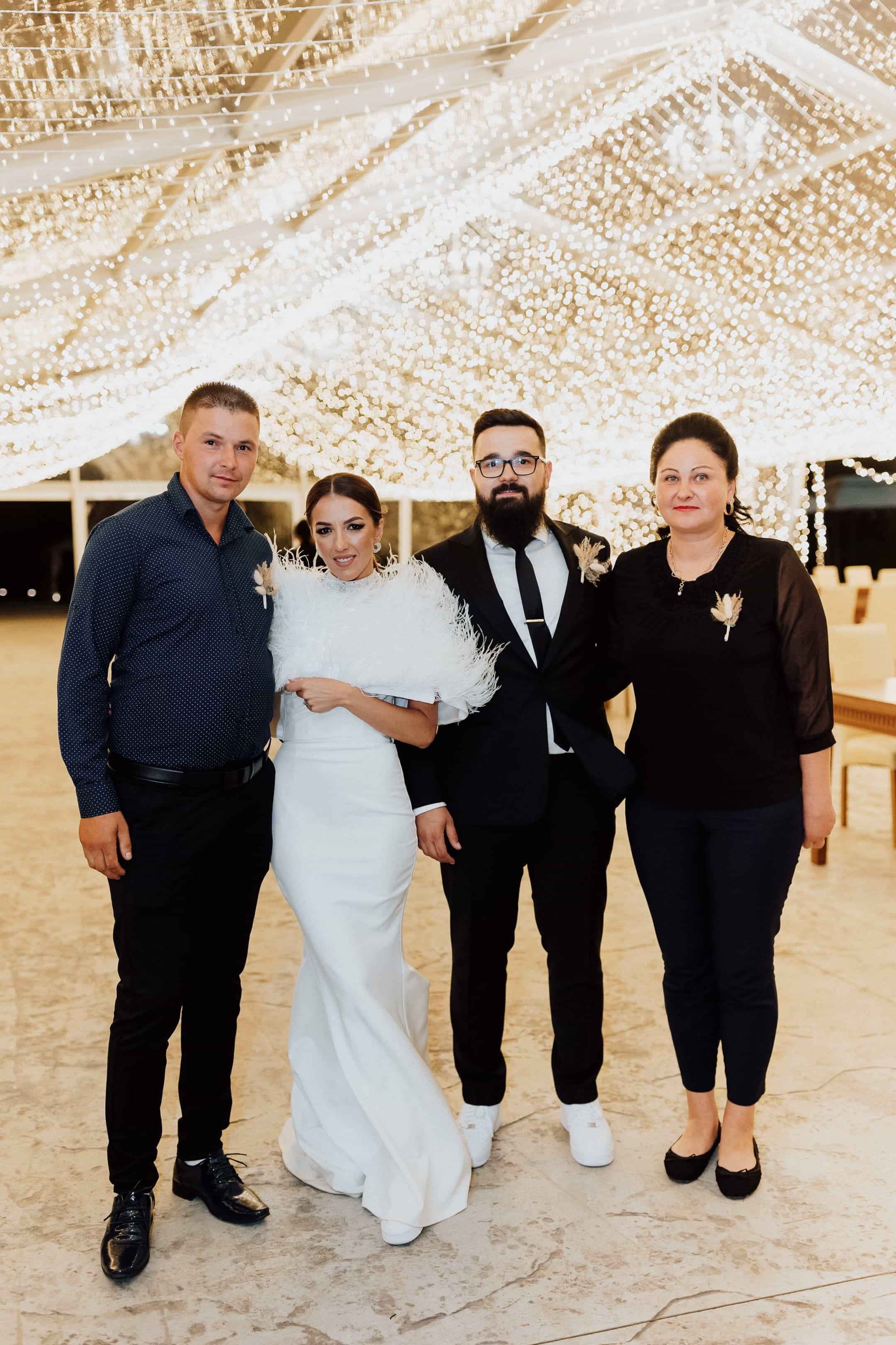 Stefanel & Elena. MovieFrames.ro