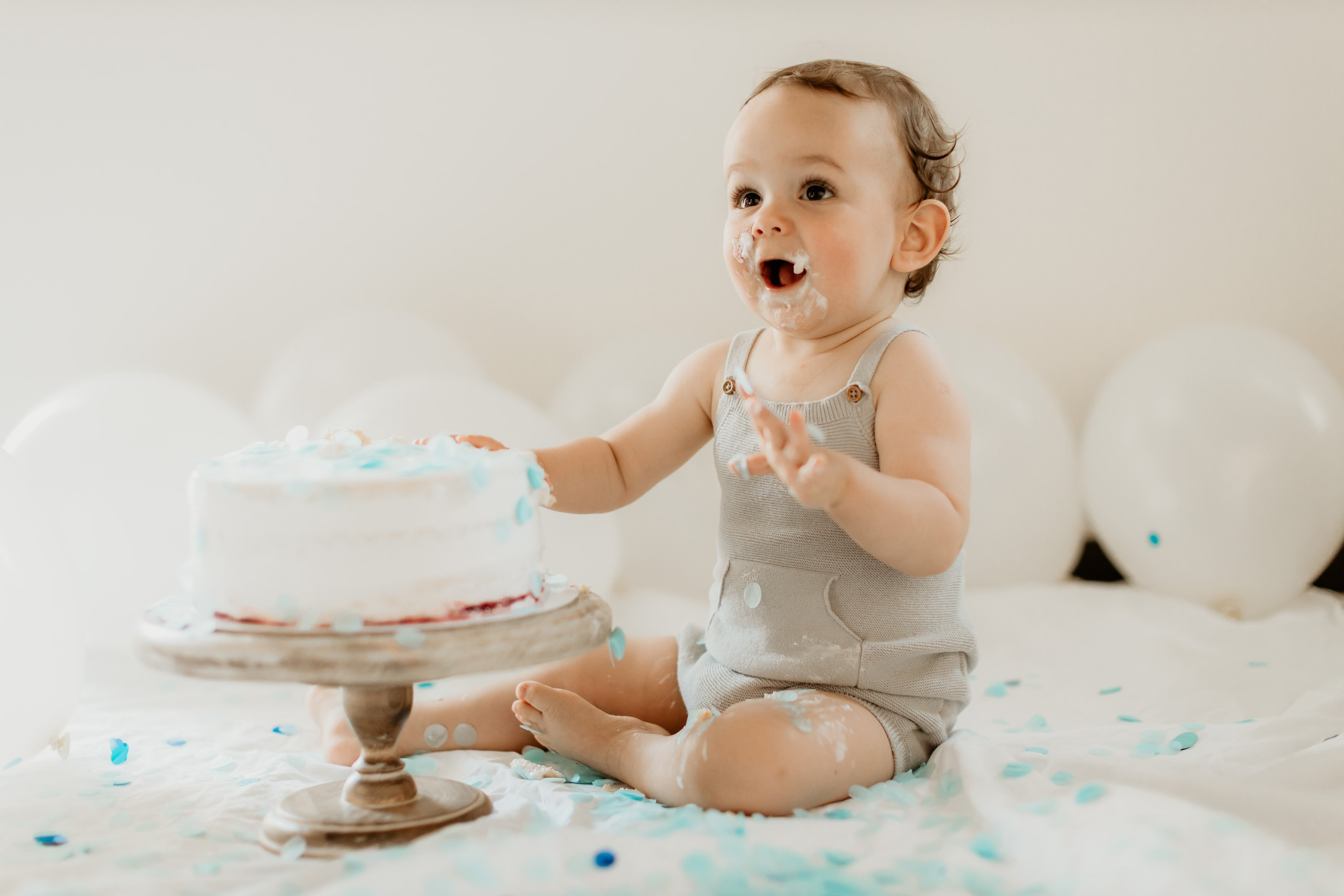 Cake Smash Session. Family and children photographer in Belgrade Milja Ciric