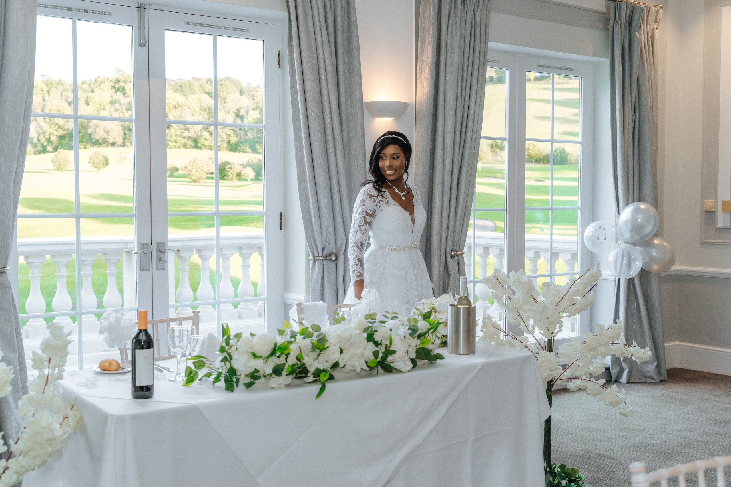 A wedding at Woldingham Golf Club, Woldingham Golf Club wedding, wedding photographer at Woldingham Golf Club