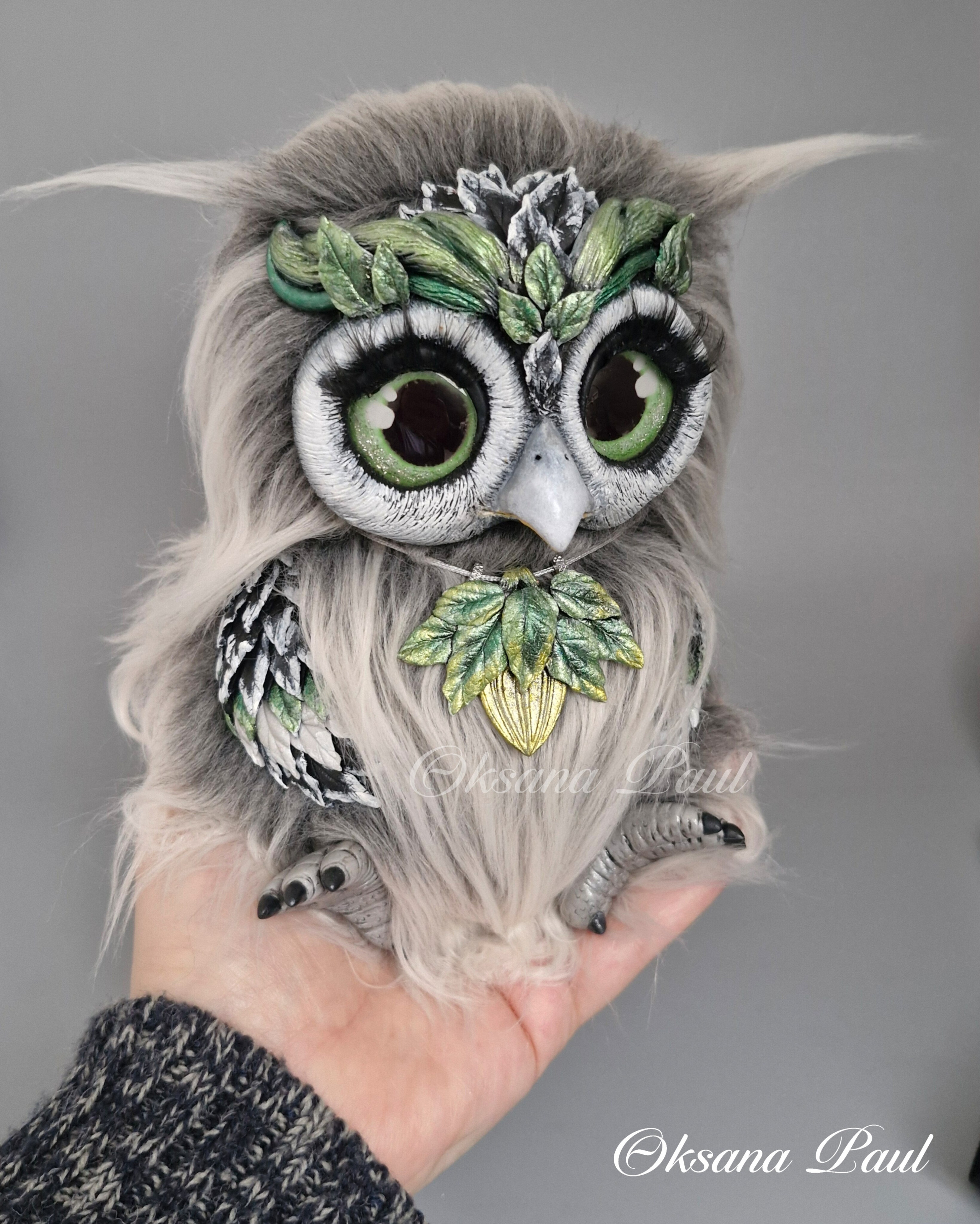 Авторская фигурка совы, ручная лепка и текстиль, смешанная техника — Оксана Пауль.Handgemachte Eulenfigur, Mixed-Media, Stoff und Modelliermasse — Oksana Paul.