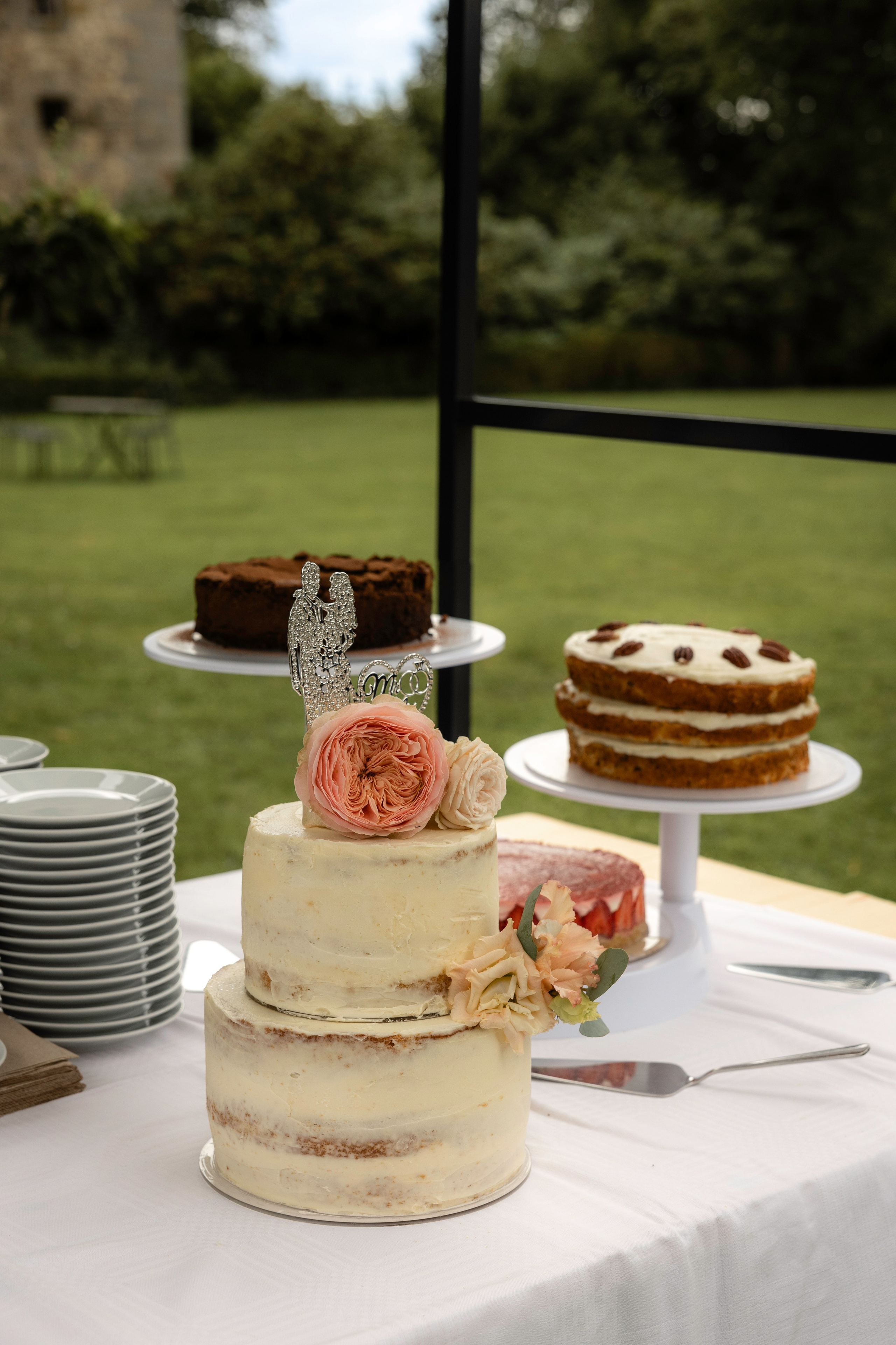 Roxane & Denis. Wedding at Abbaye du Palais, Thauron, France. June 29, 2024. Евгения Смирнова — фотограф в Тулузе и юго-западной Франции
