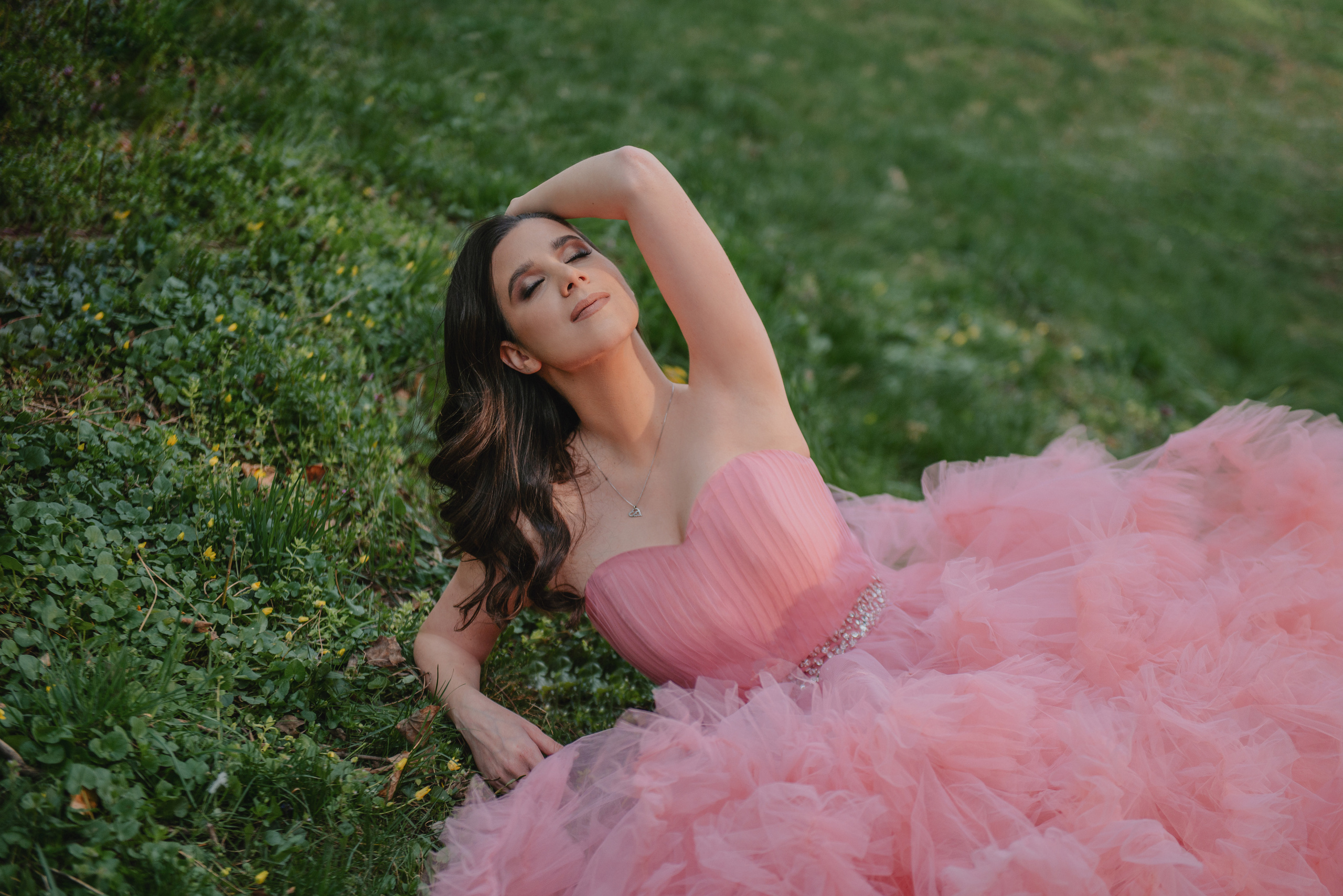 Outdoor portrait photography in Havlíček Gardens in Prague. Professional photographer in Prague Anastasia Haritonova