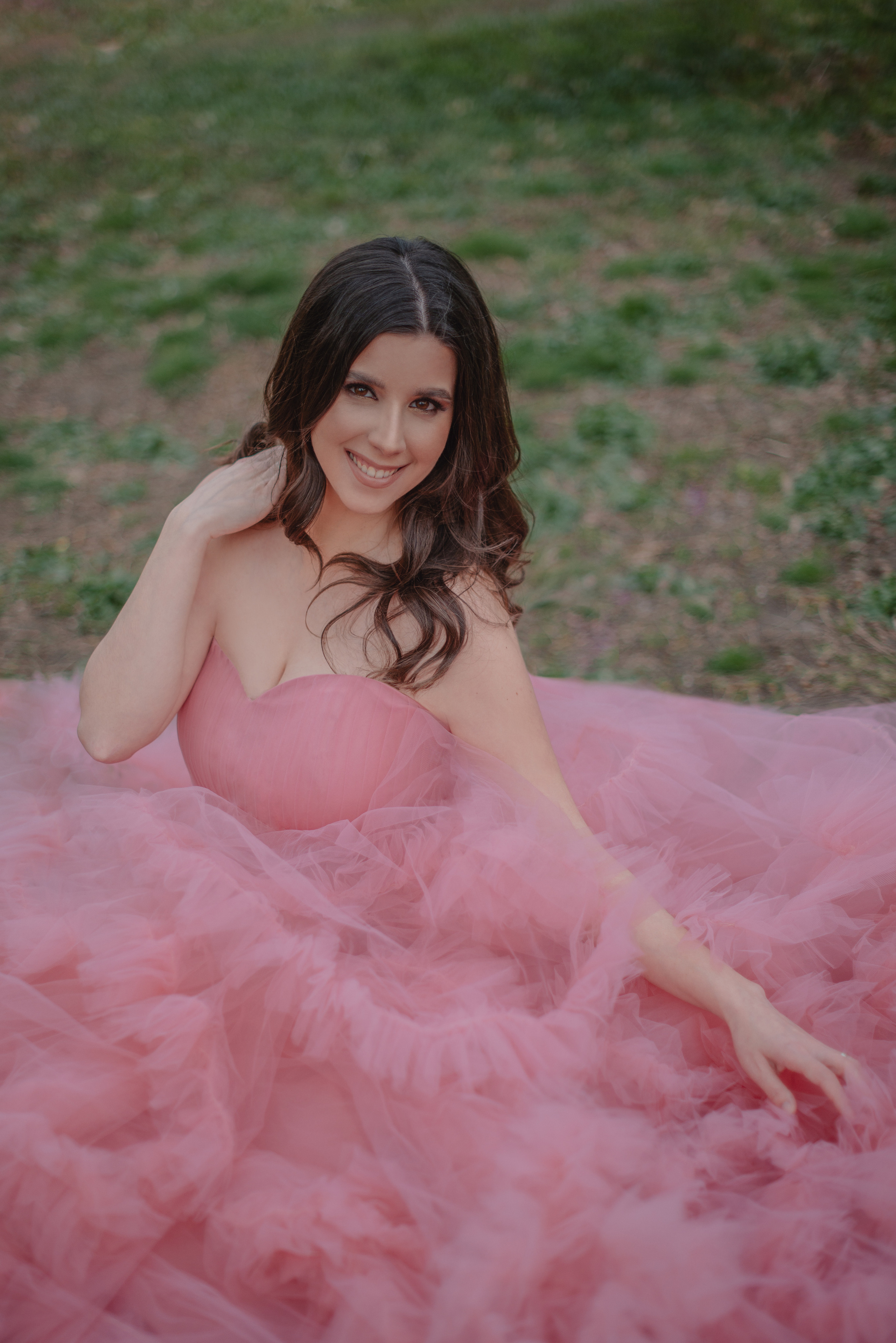 Outdoor portrait photography in Havlíček Gardens in Prague. Professional photographer in Prague Anastasia Haritonova