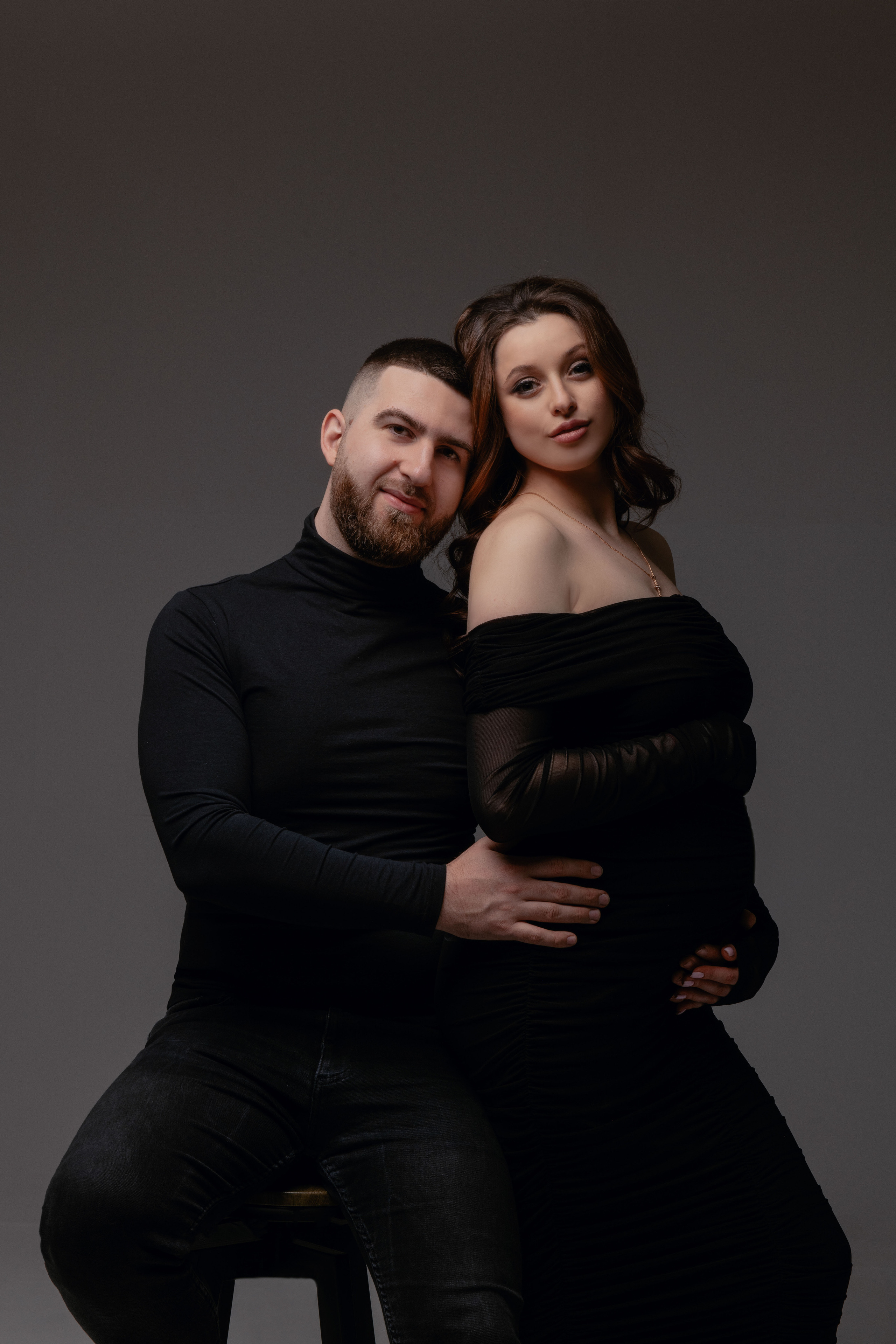 Pregnancy photoshoot in the studio in Prague and Czech Republic. Professional photographer in Prague Anastasia Haritonova