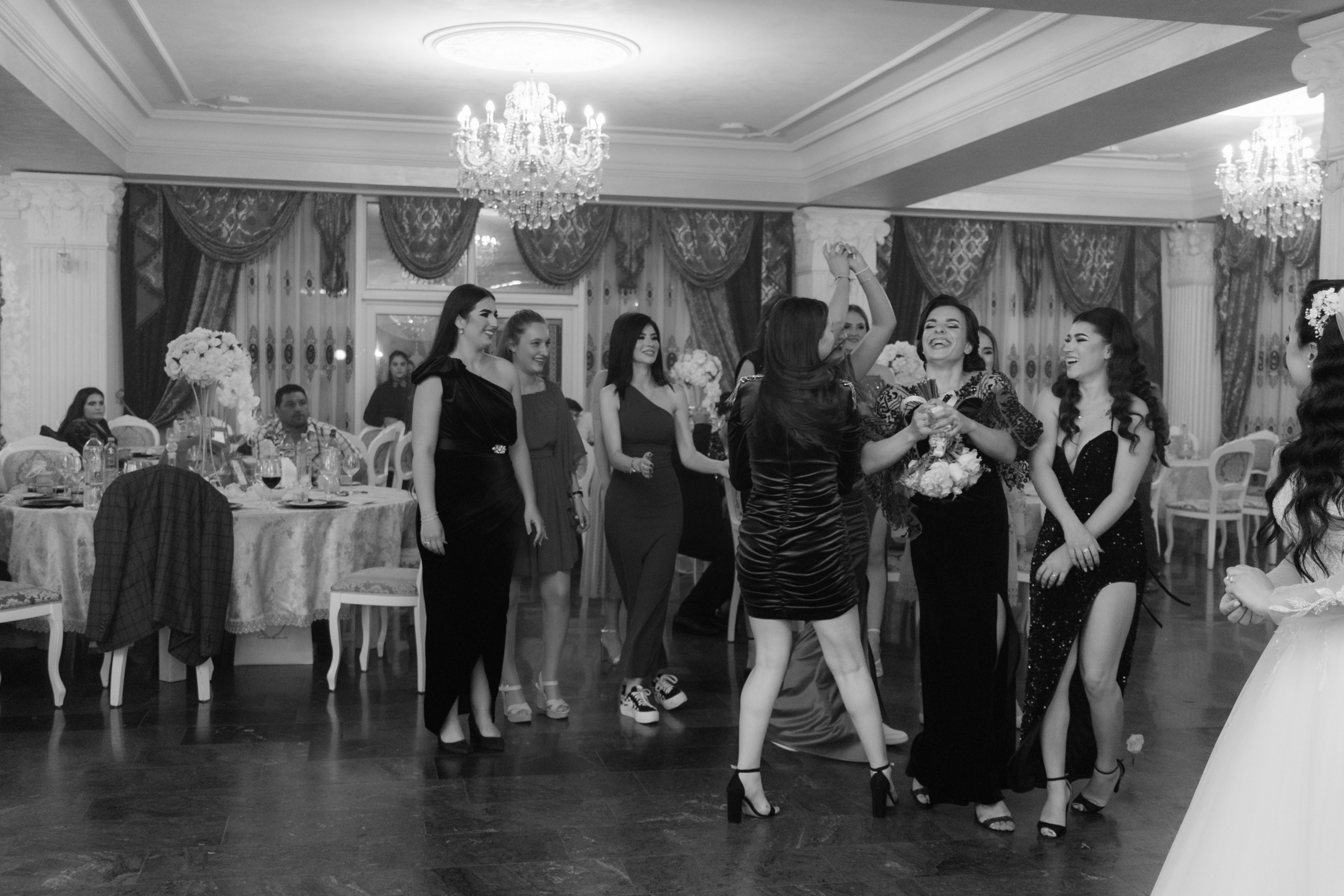 Malina & Alex. Fotograf si videograf — evenimente si studio