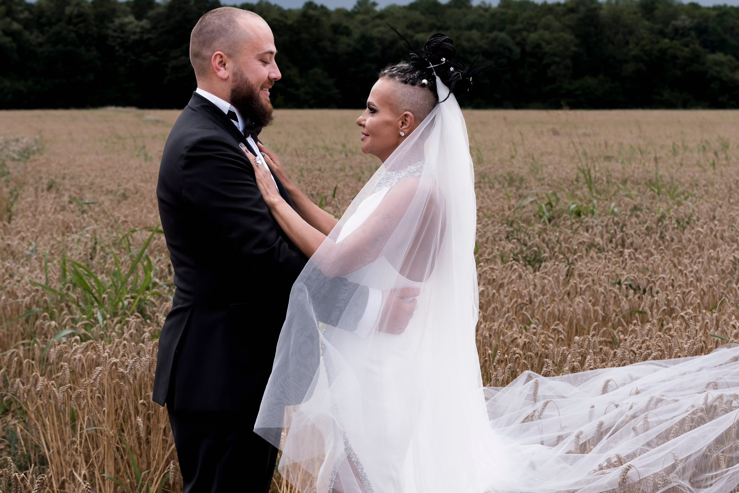 Fotografii Nunta + Botez Ciresul Salbatic. MDimaFotoStudio. Fotograf de nuntă, evenimente private și de familie