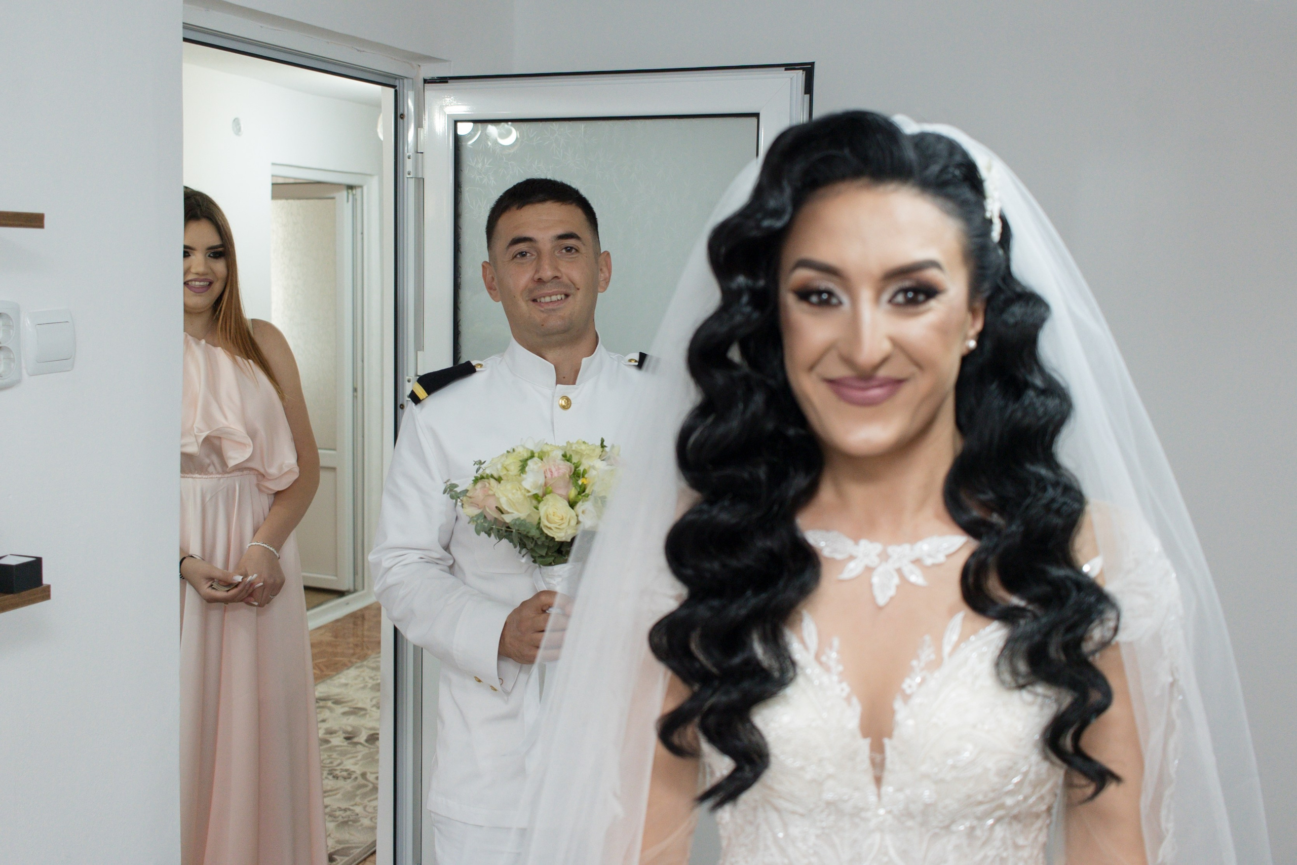 Malina & Alex. Fotograf si videograf — evenimente si studio