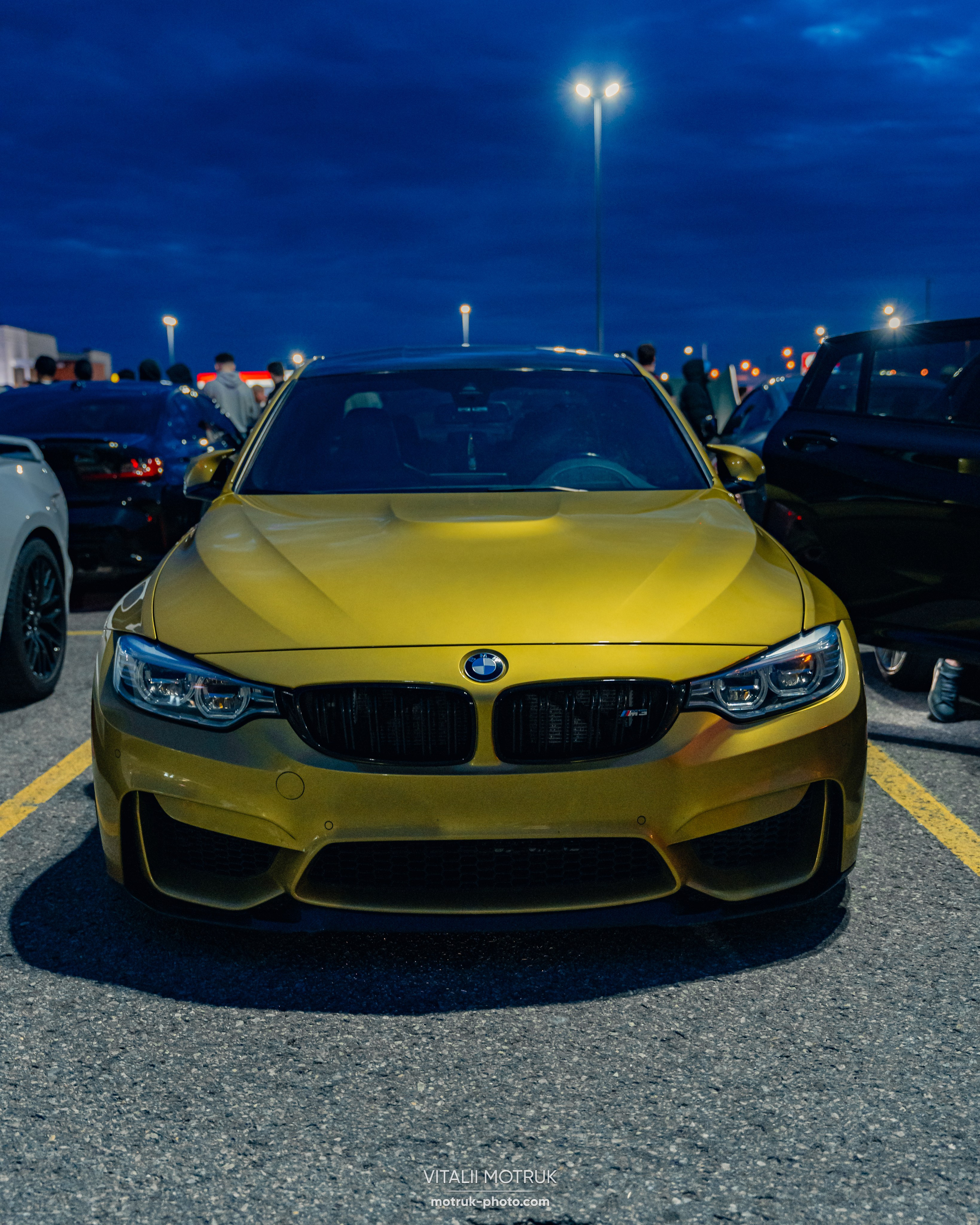 Car meet: 514 bimmers. Photographe de voitures à Paris — Vitalii Motruk