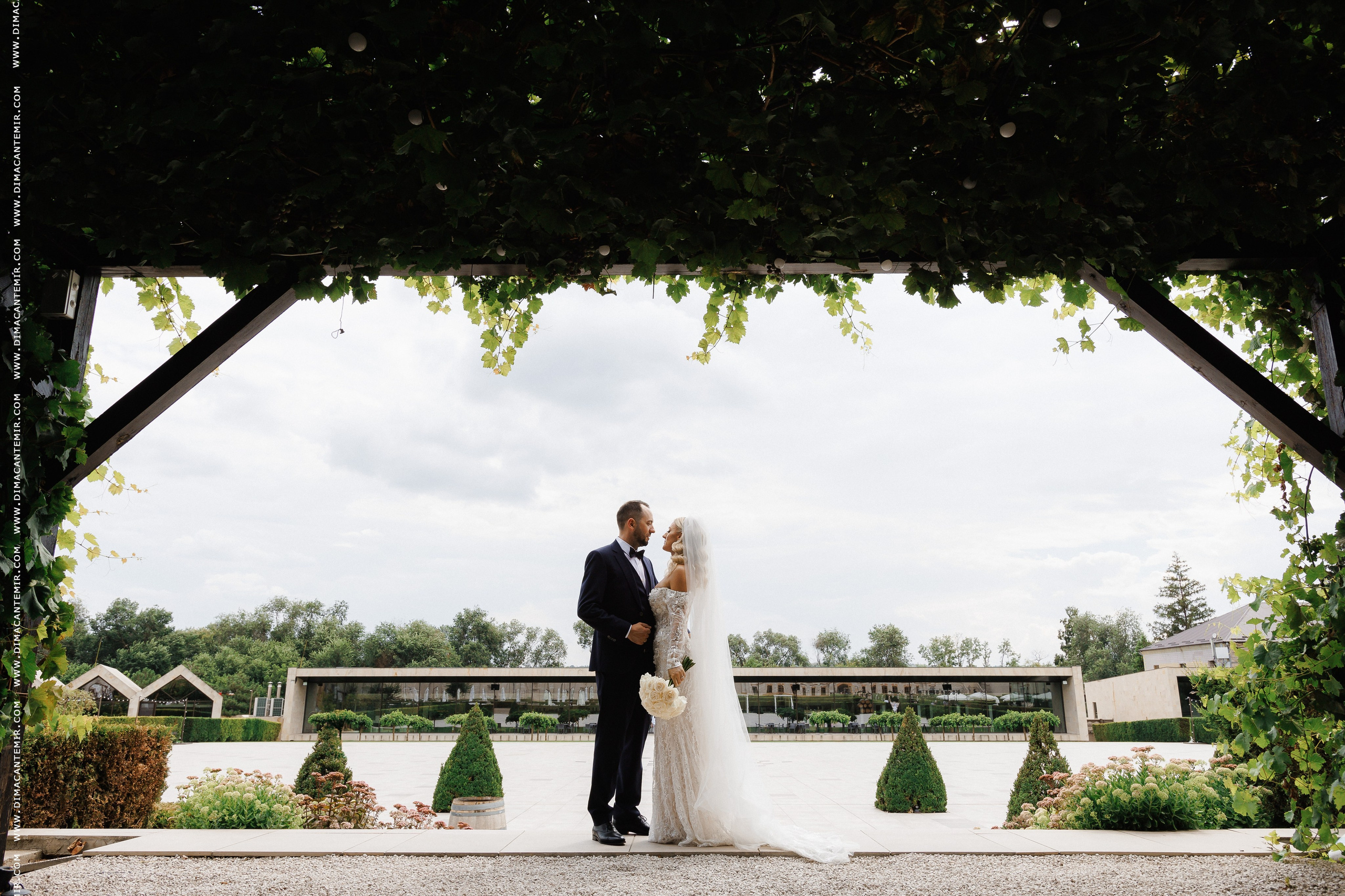VADIM + NATALIA | Château Vartely. Fotograf de nuntă în Chisinau, Moldova. Poze și Video Comerciale
